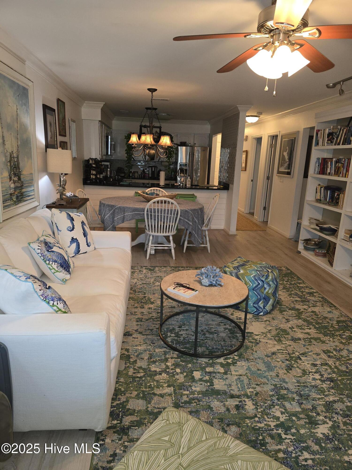 1914 Goose Creek Road 2104 Property Photo 18