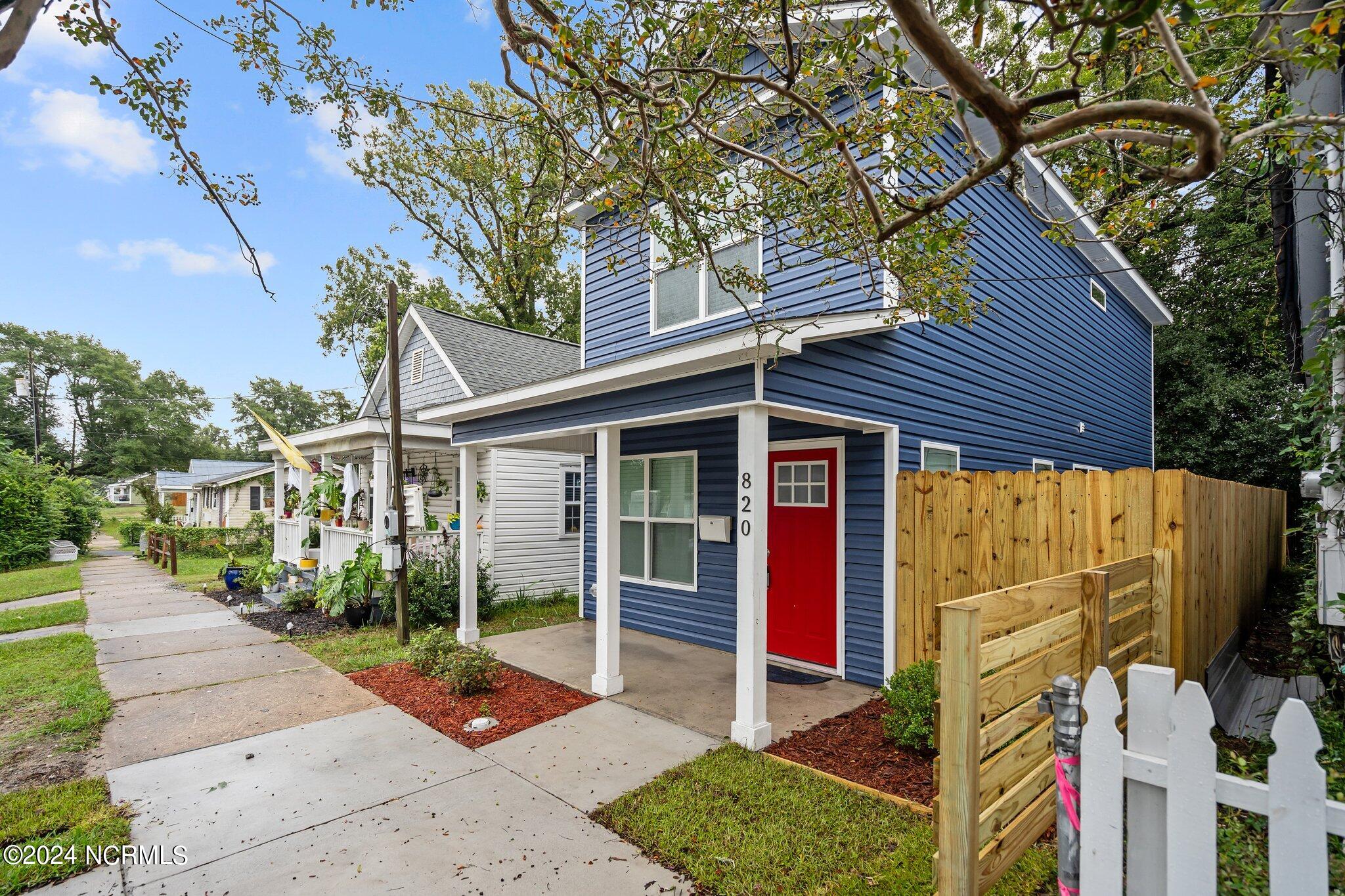 820 Hanover Street Property Photo 4