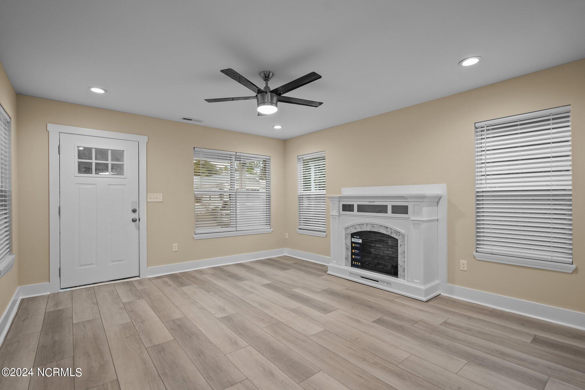 820 Hanover Street Property Photo 7