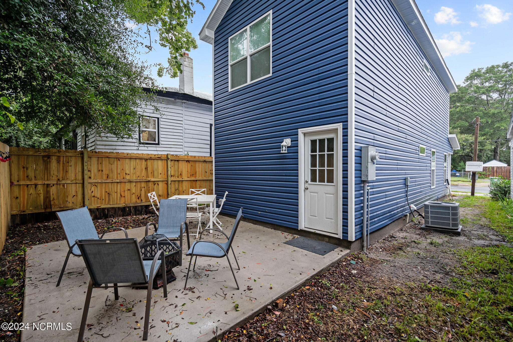 820 Hanover Street Property Photo 32