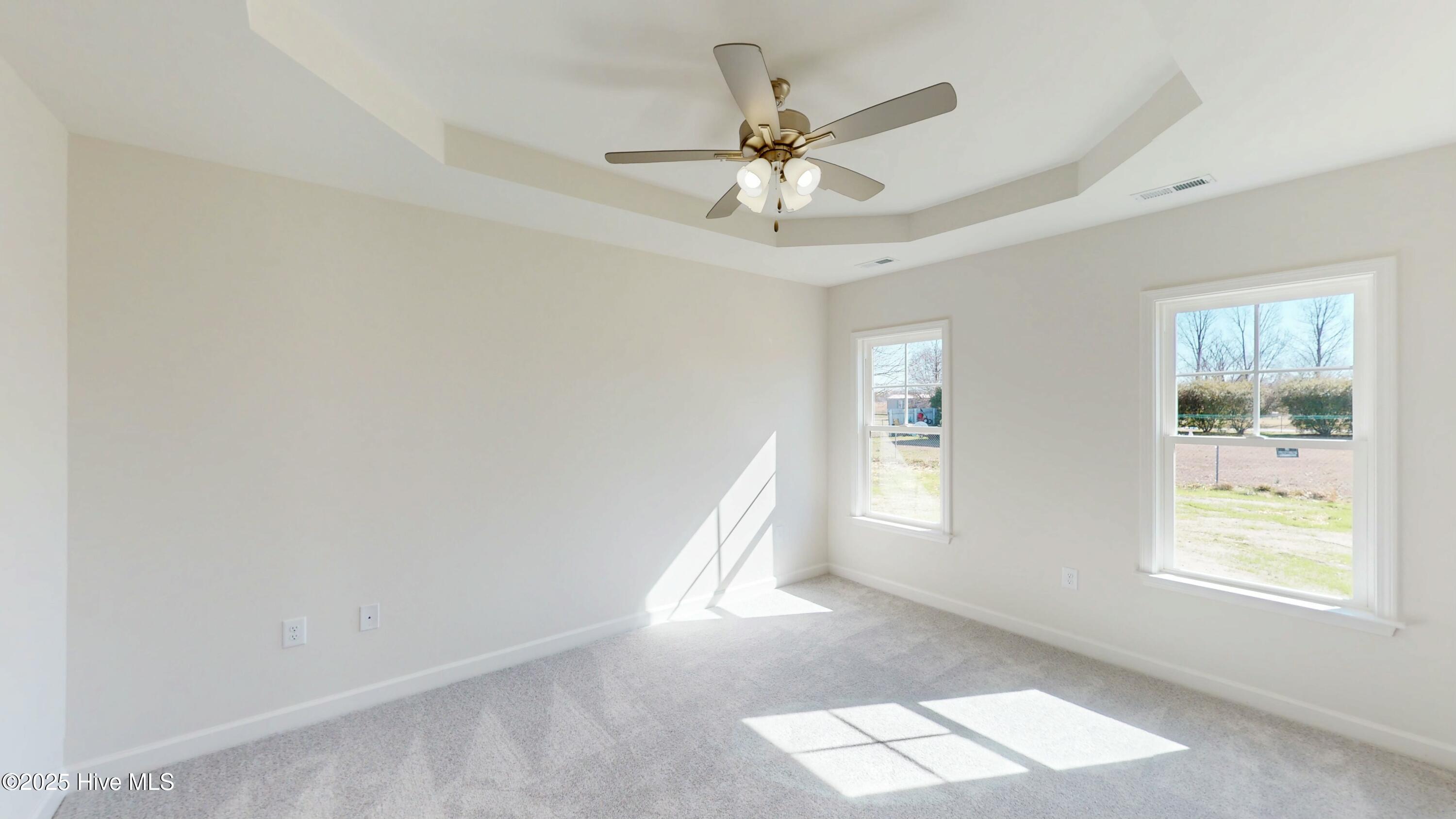 100 E Sillinger Drive Property Photo 16