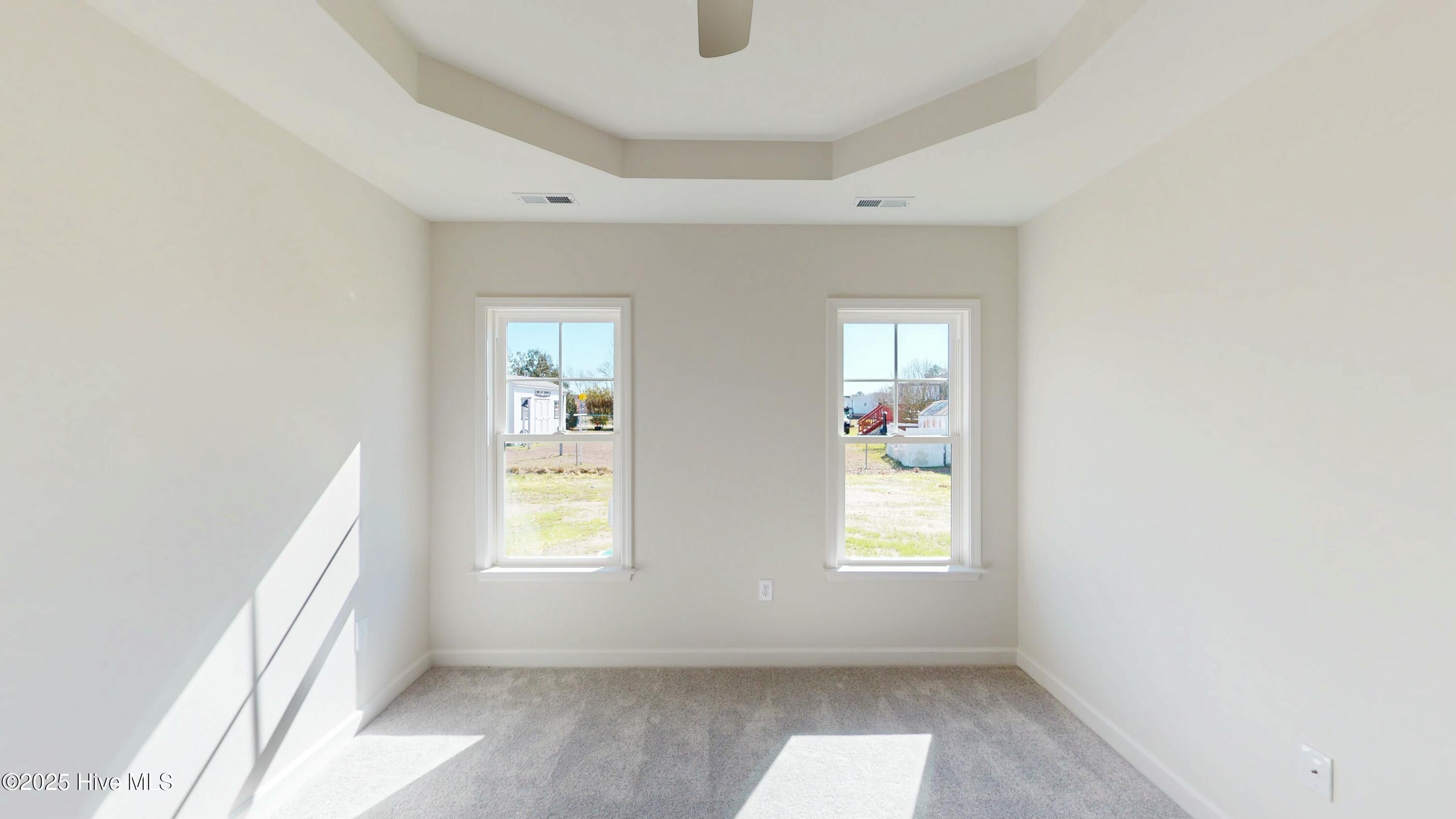 100 E Sillinger Drive Property Photo 17