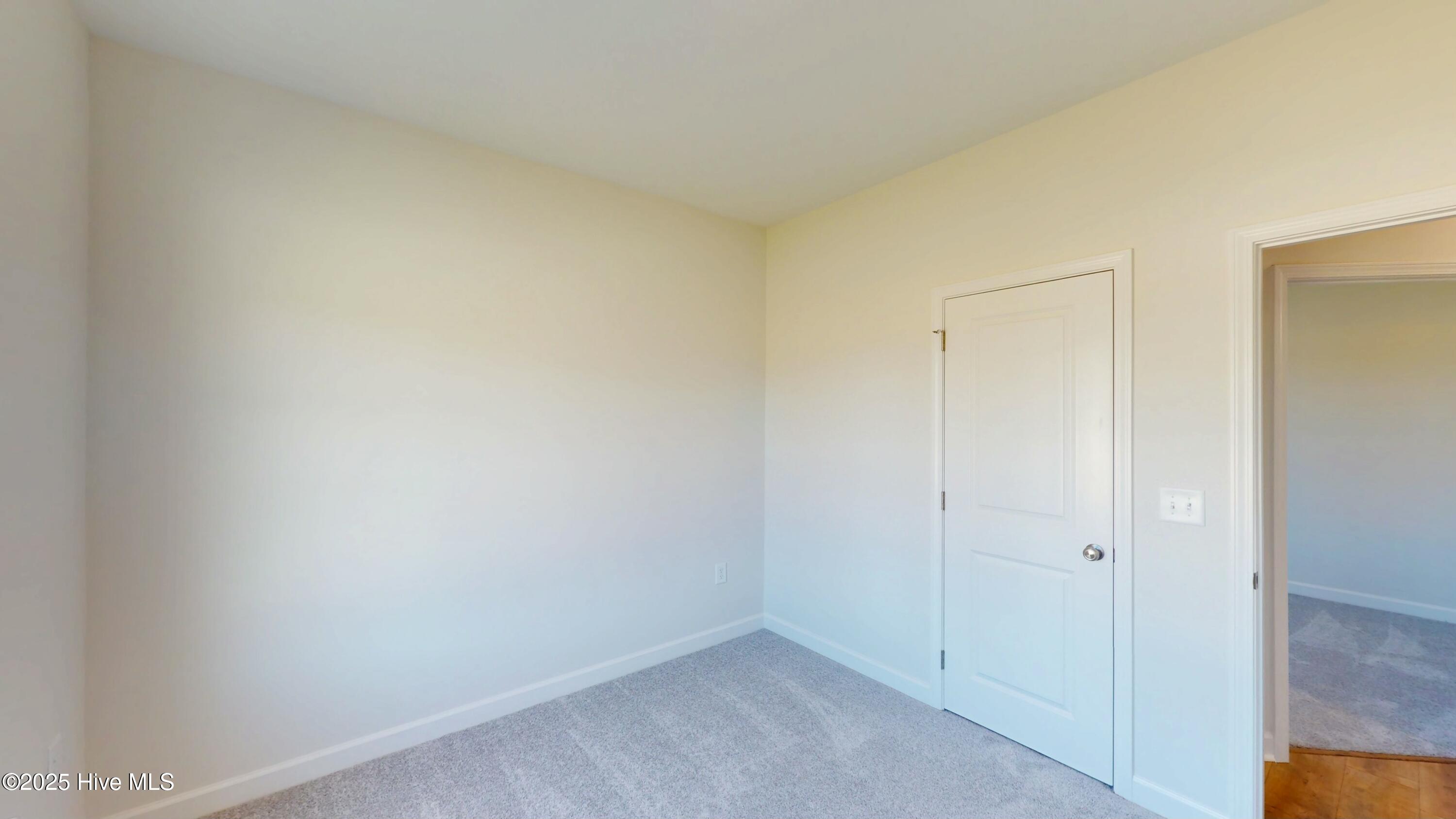 100 E Sillinger Drive Property Photo 24
