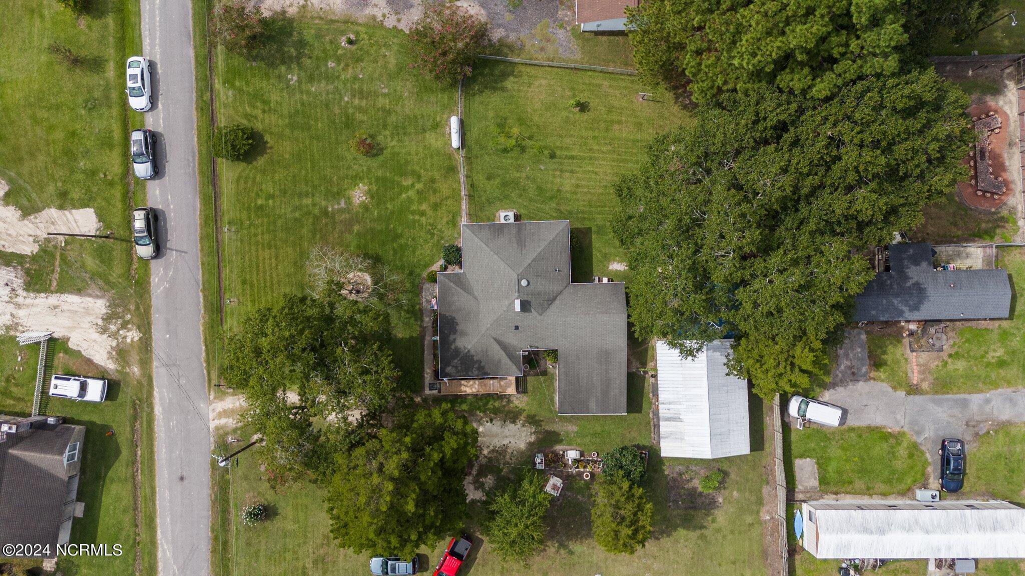 104 Ballard Street Property Photo 5