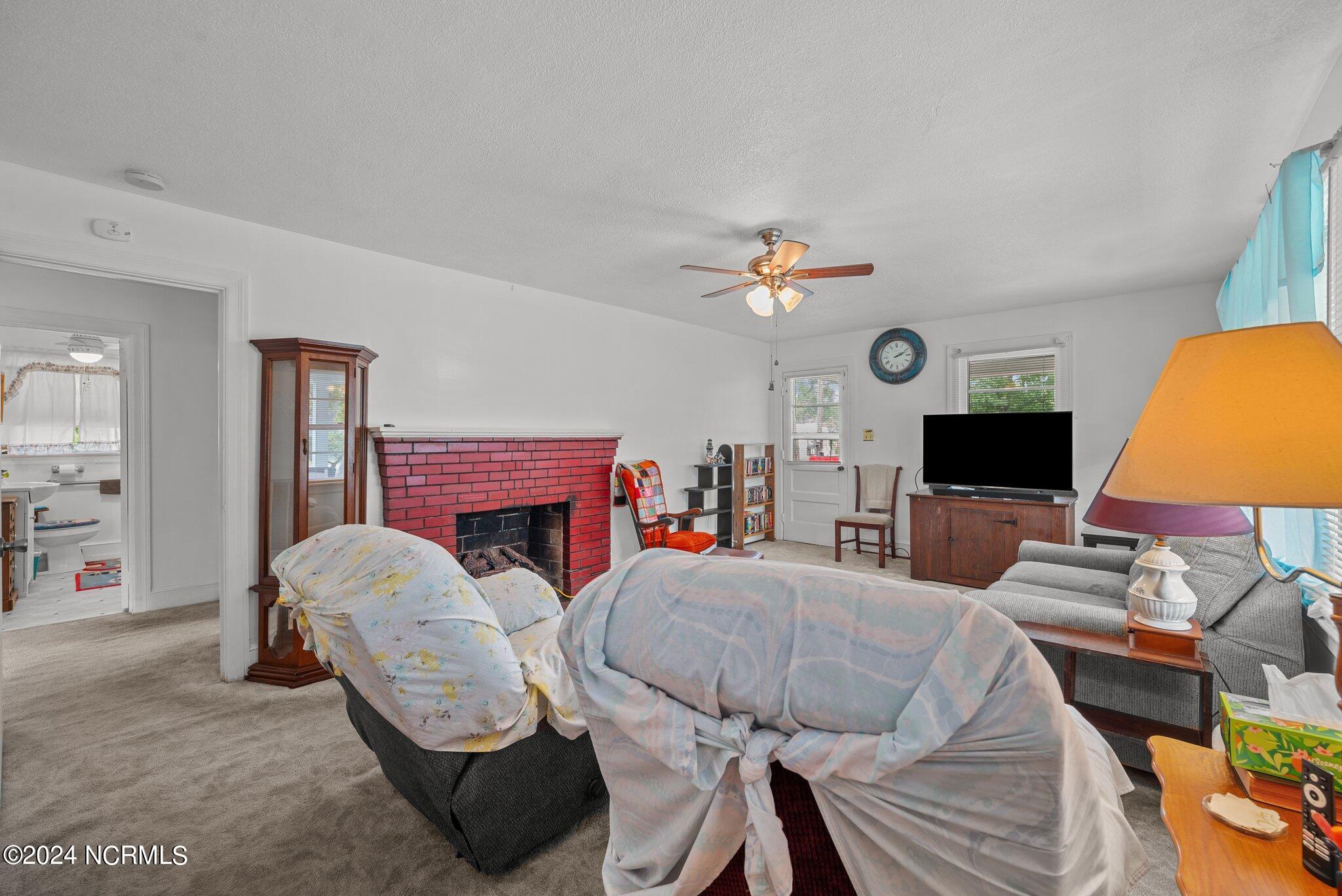104 Ballard Street Property Photo 11