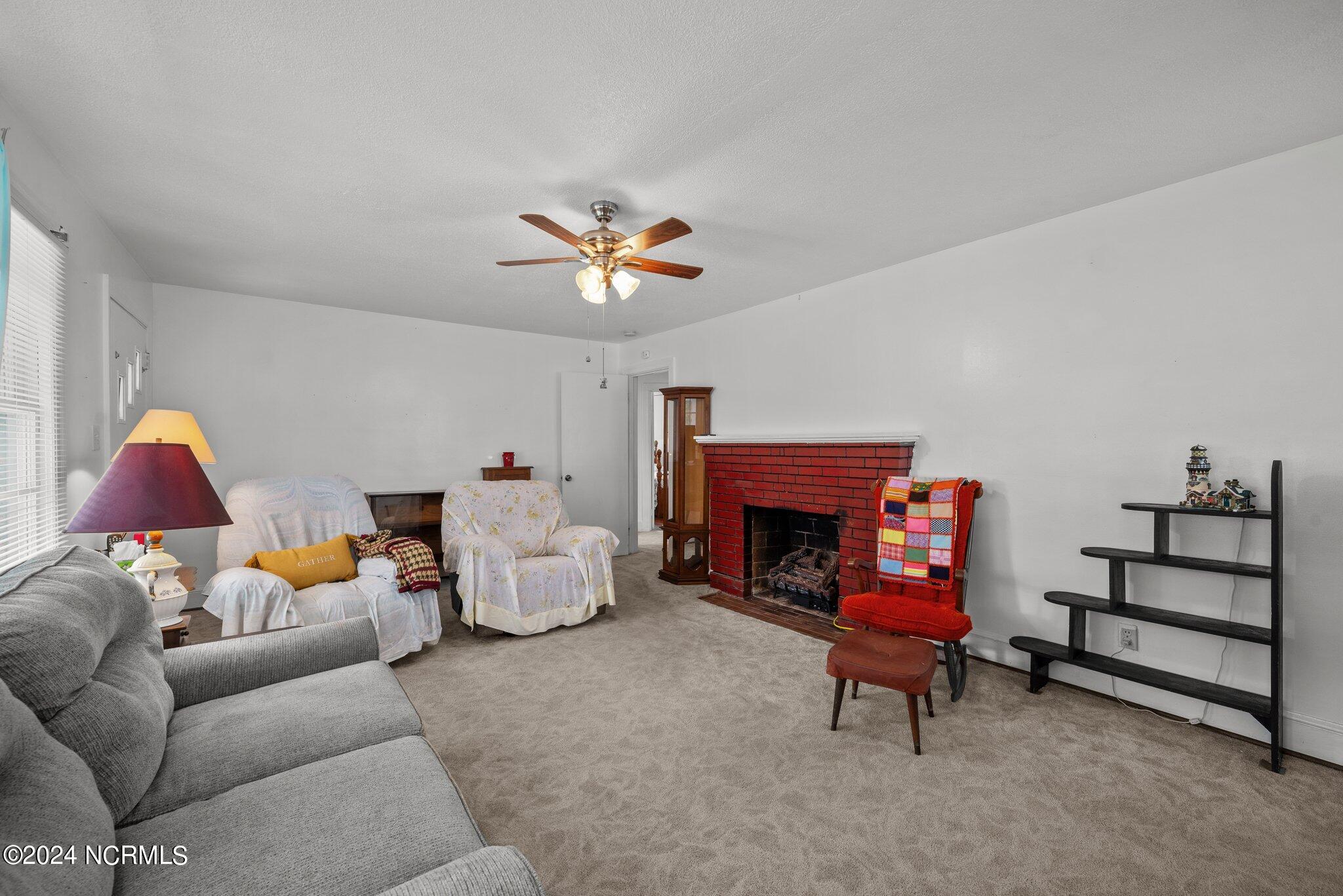 104 Ballard Street Property Photo 13