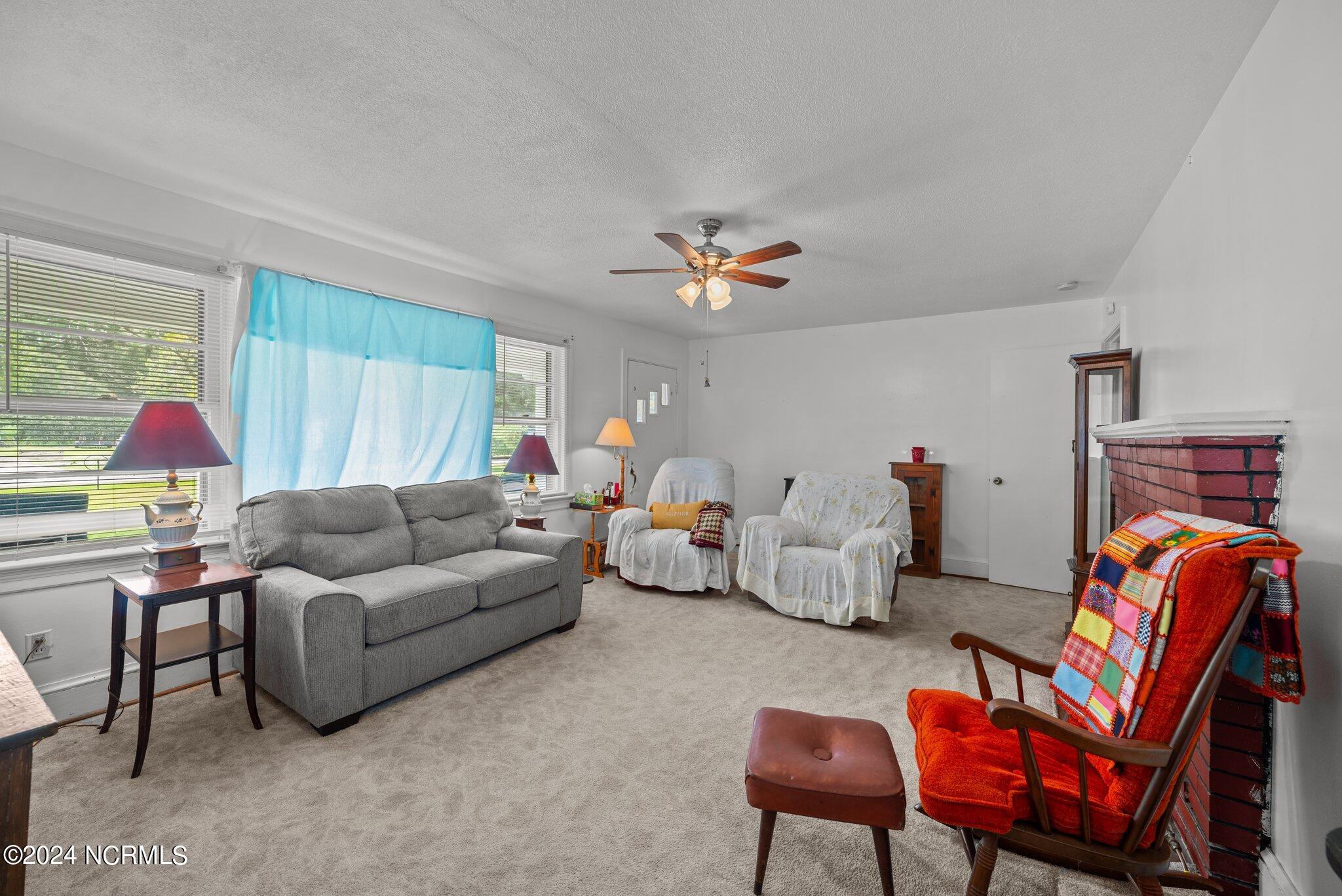 104 Ballard Street Property Photo 14