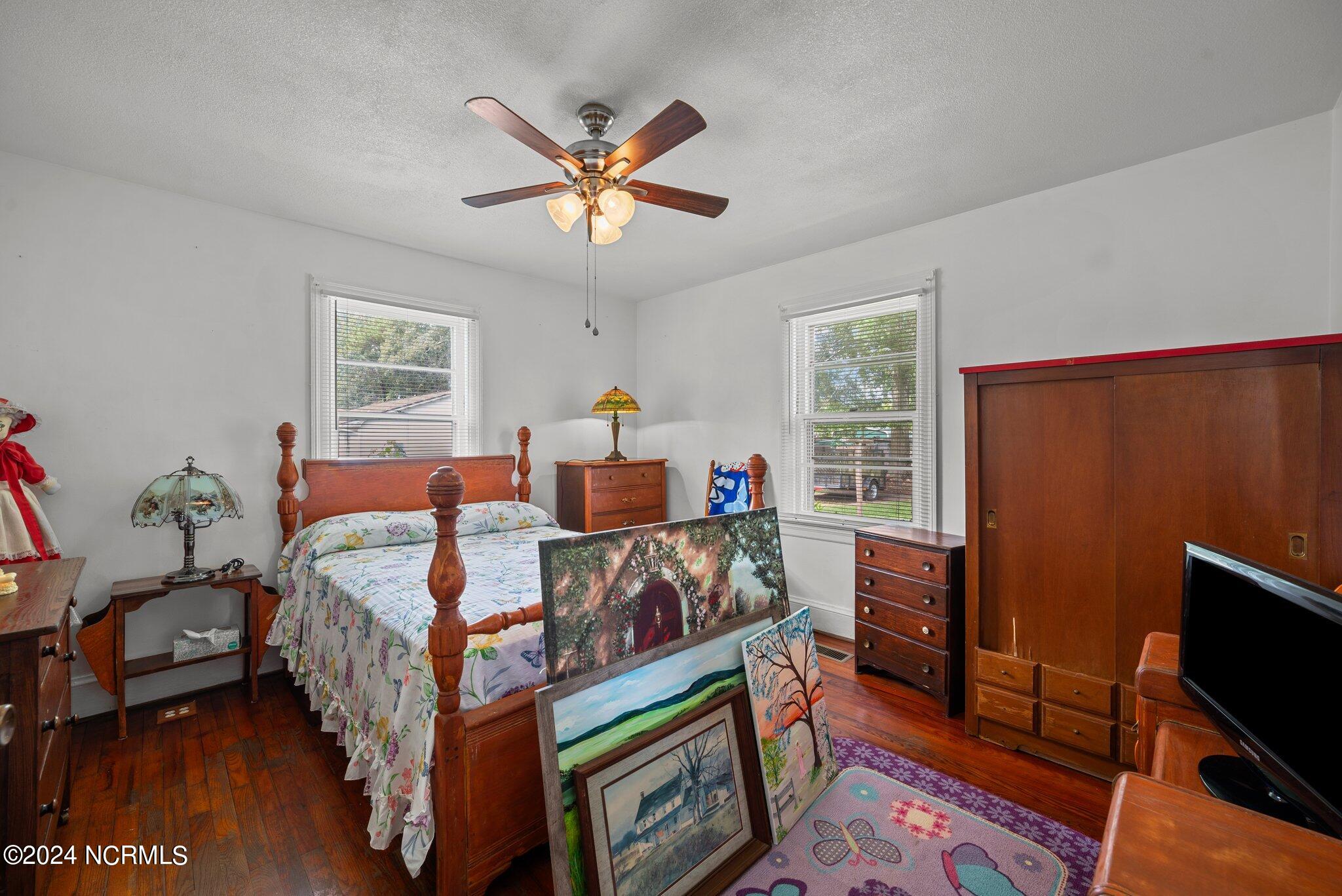 104 Ballard Street Property Photo 18