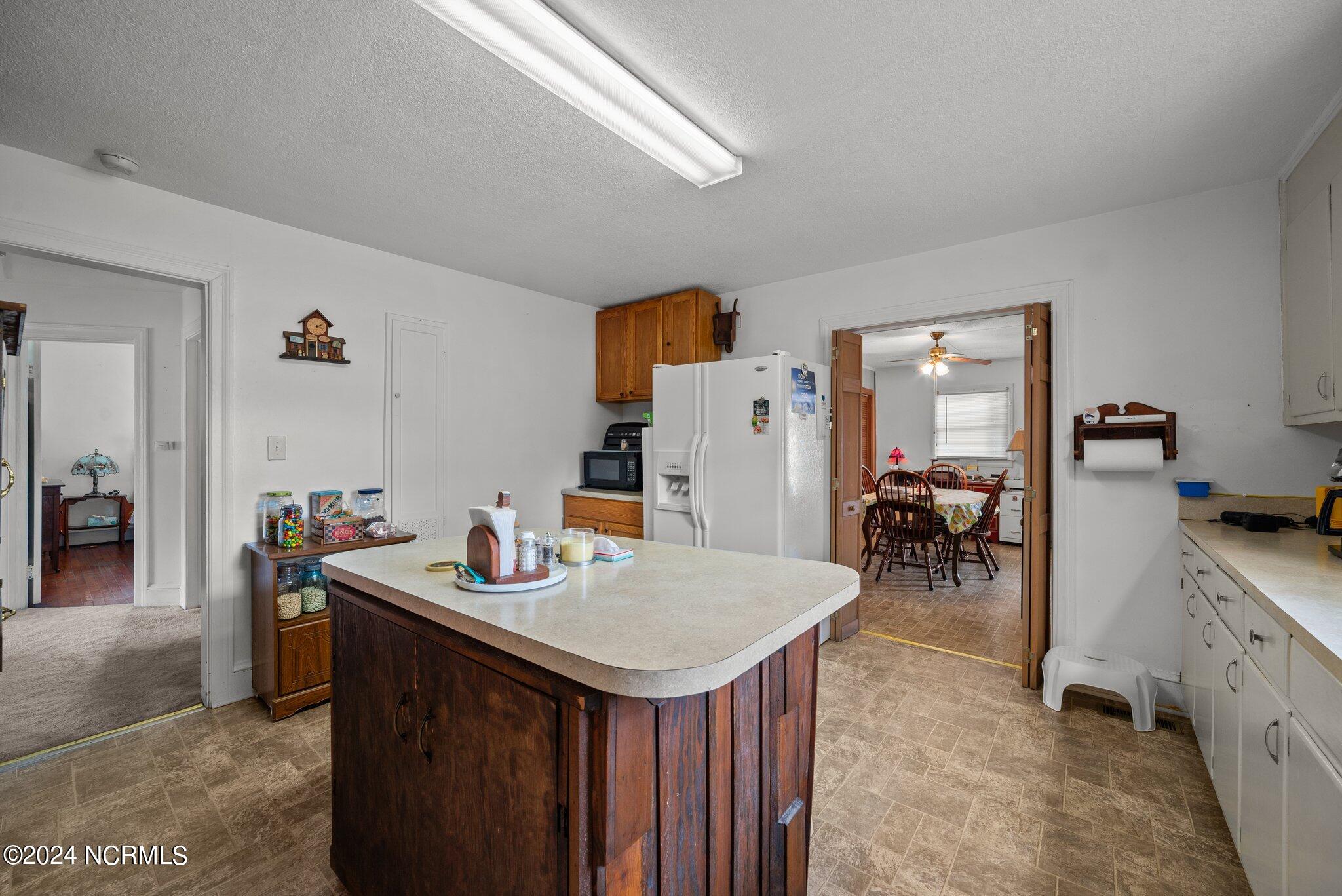104 Ballard Street Property Photo 26