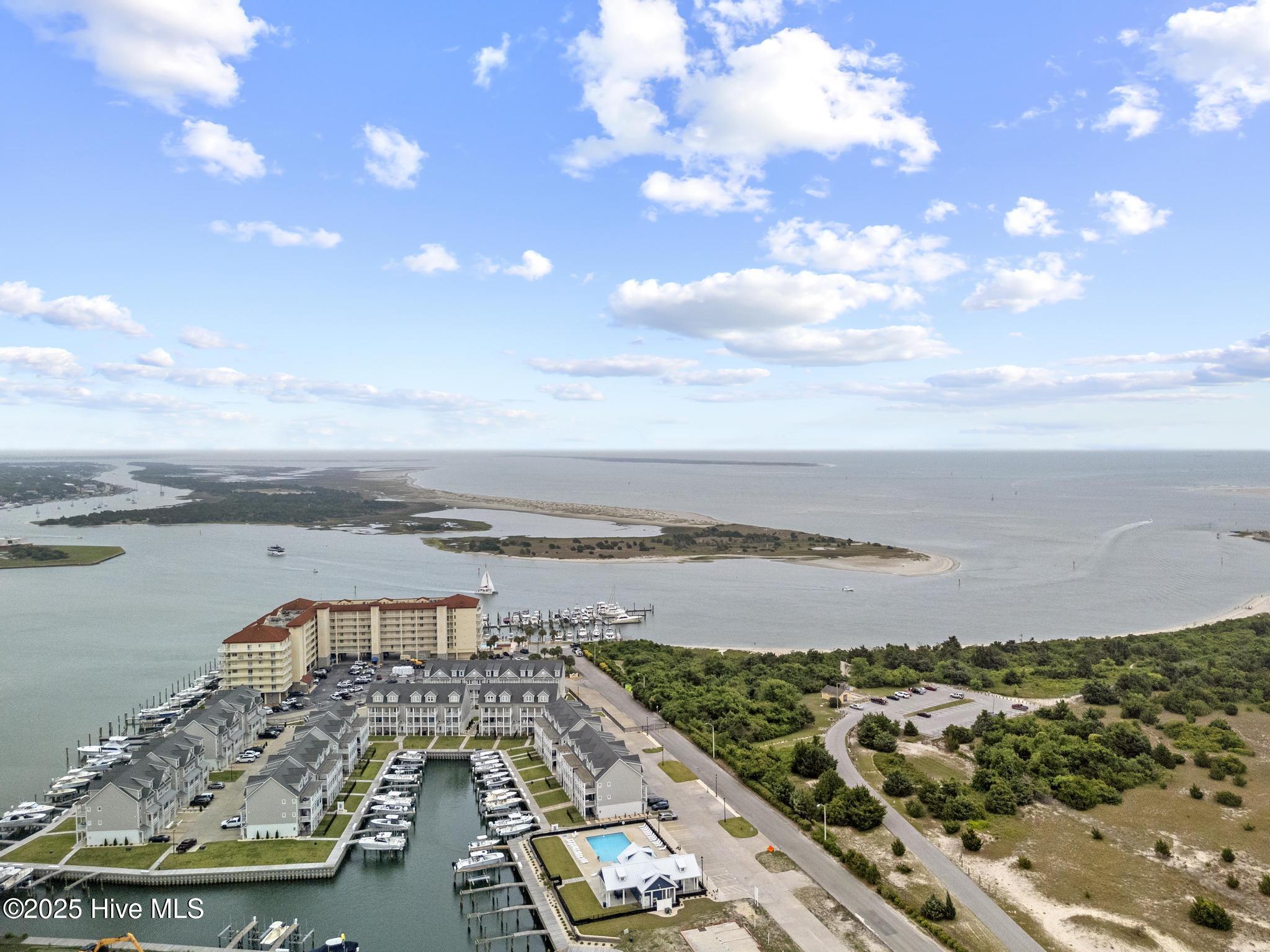 100 Olde Town Yacht Club Drive B17 Property Photo 14