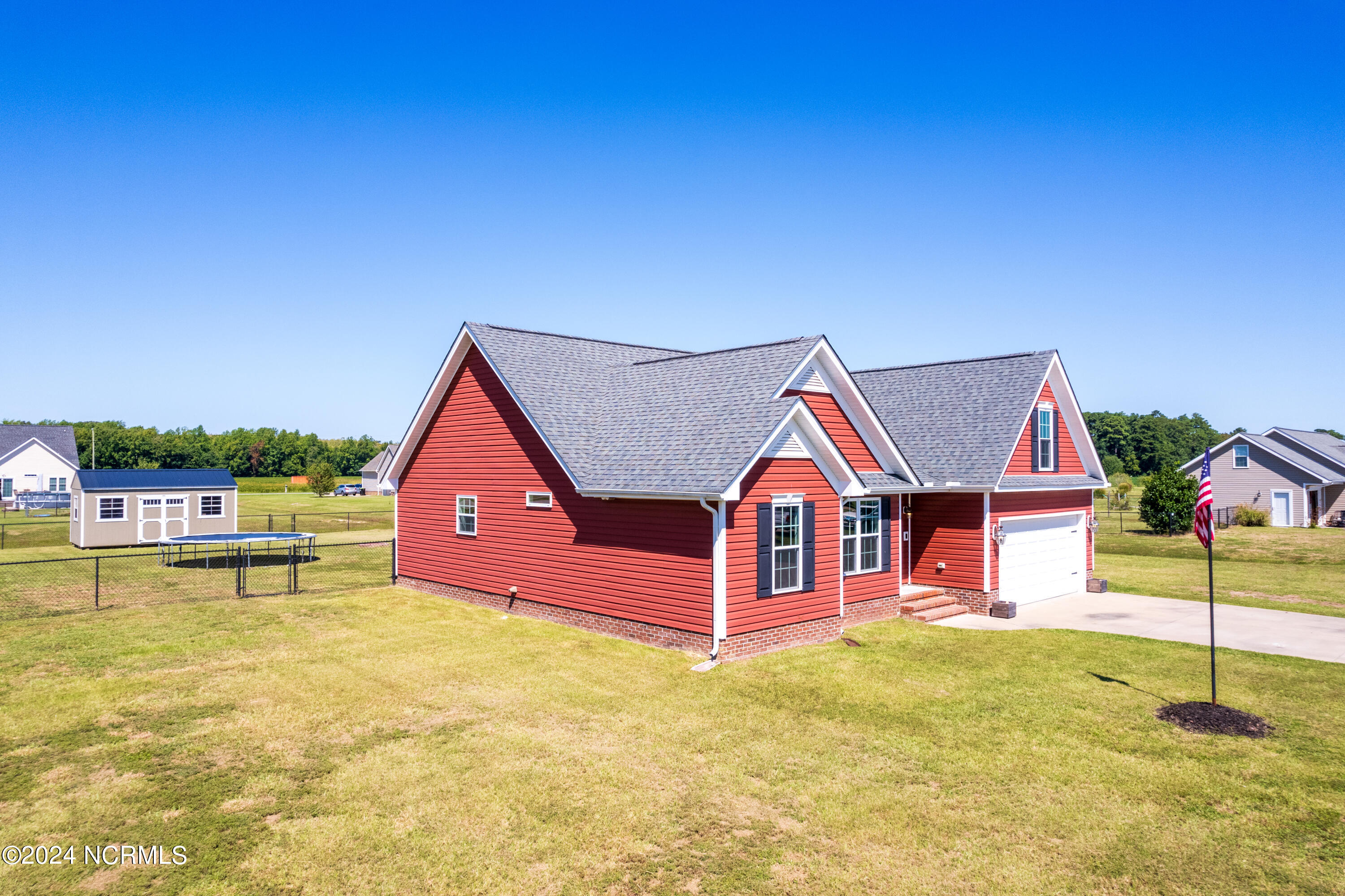 101 Pamlico Drive Property Photo 4