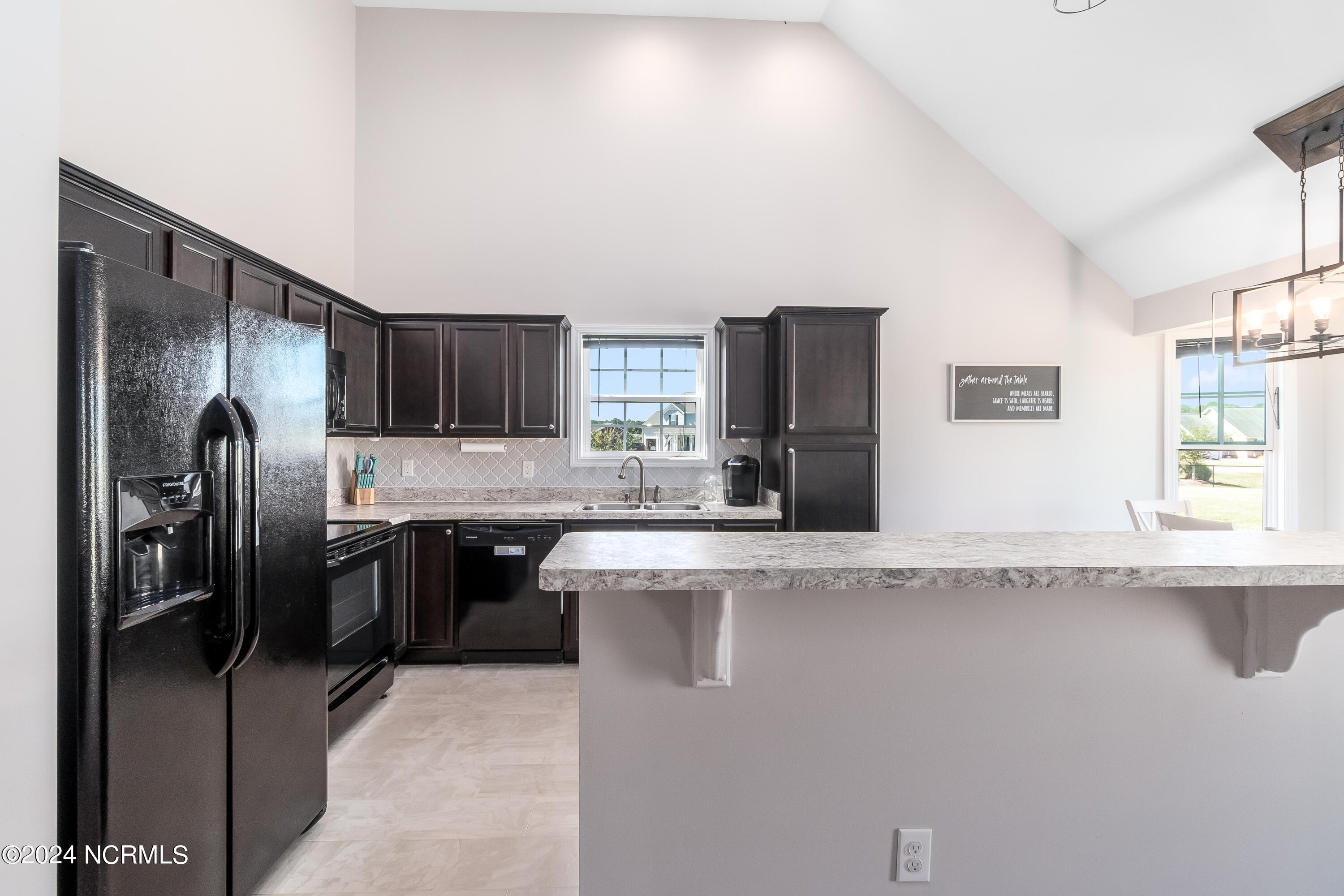 101 Pamlico Drive Property Photo 11