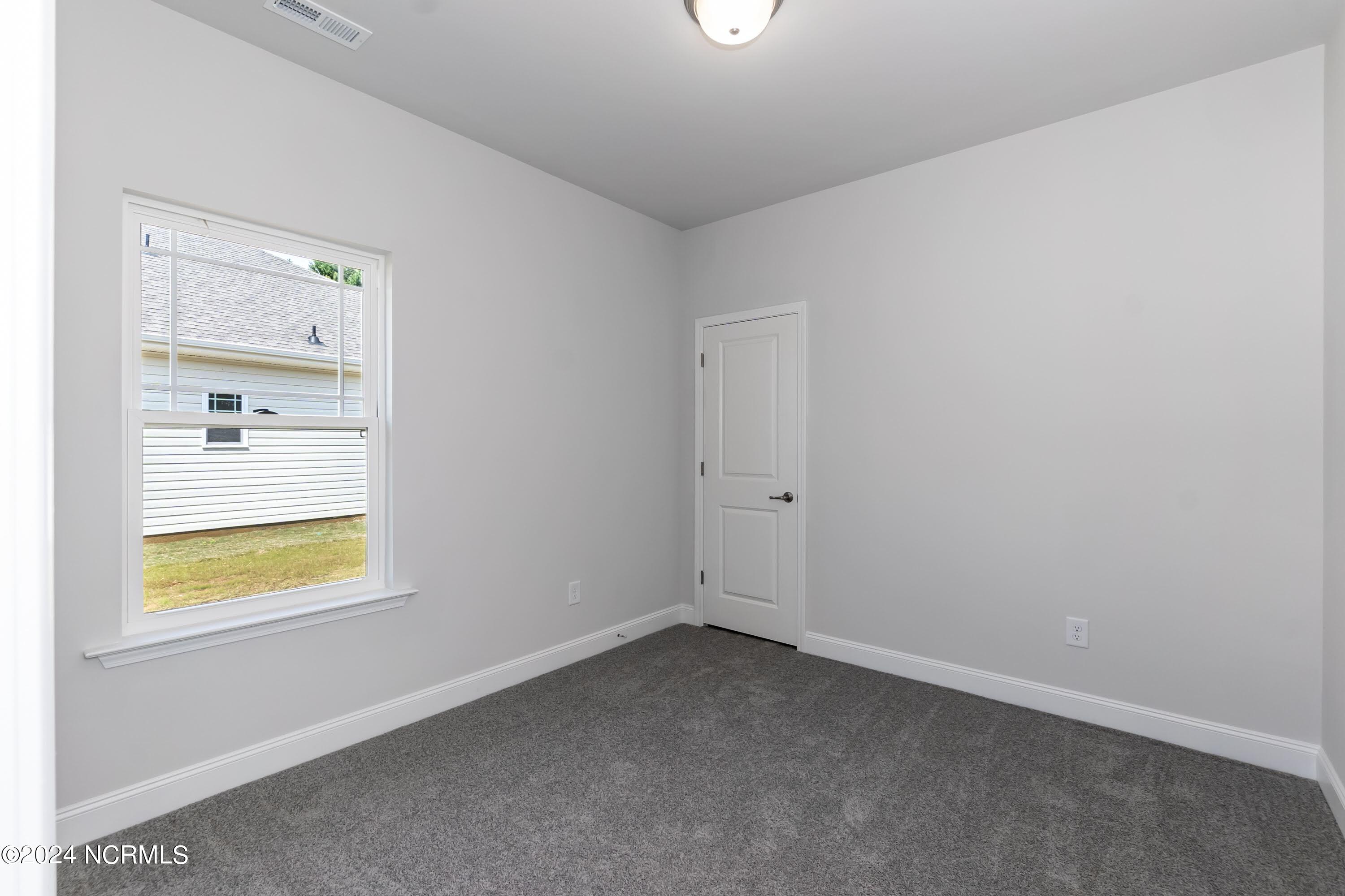 601 Central Park Way Property Photo 21