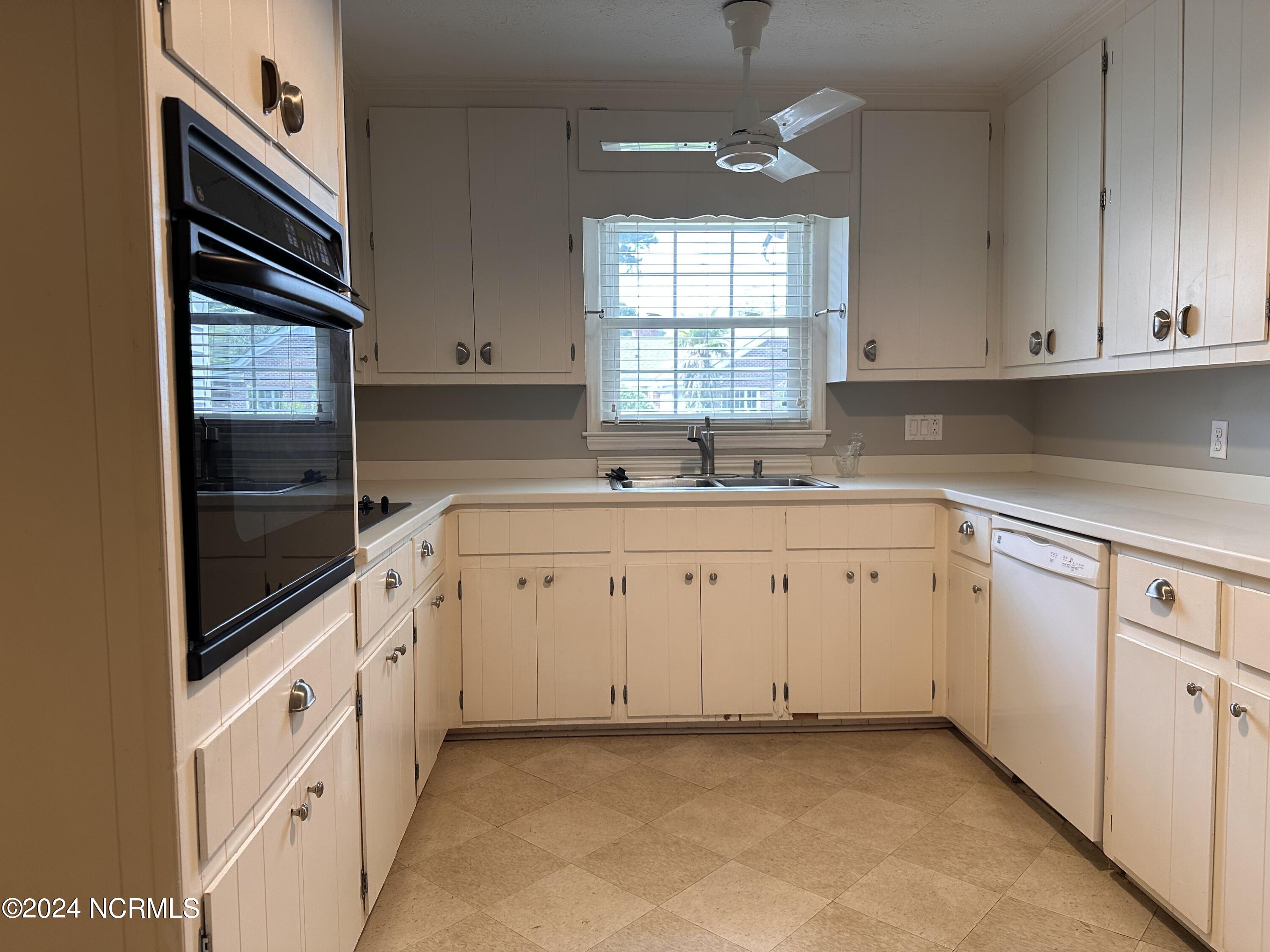 3580 Rosewood Drive Property Photo 21