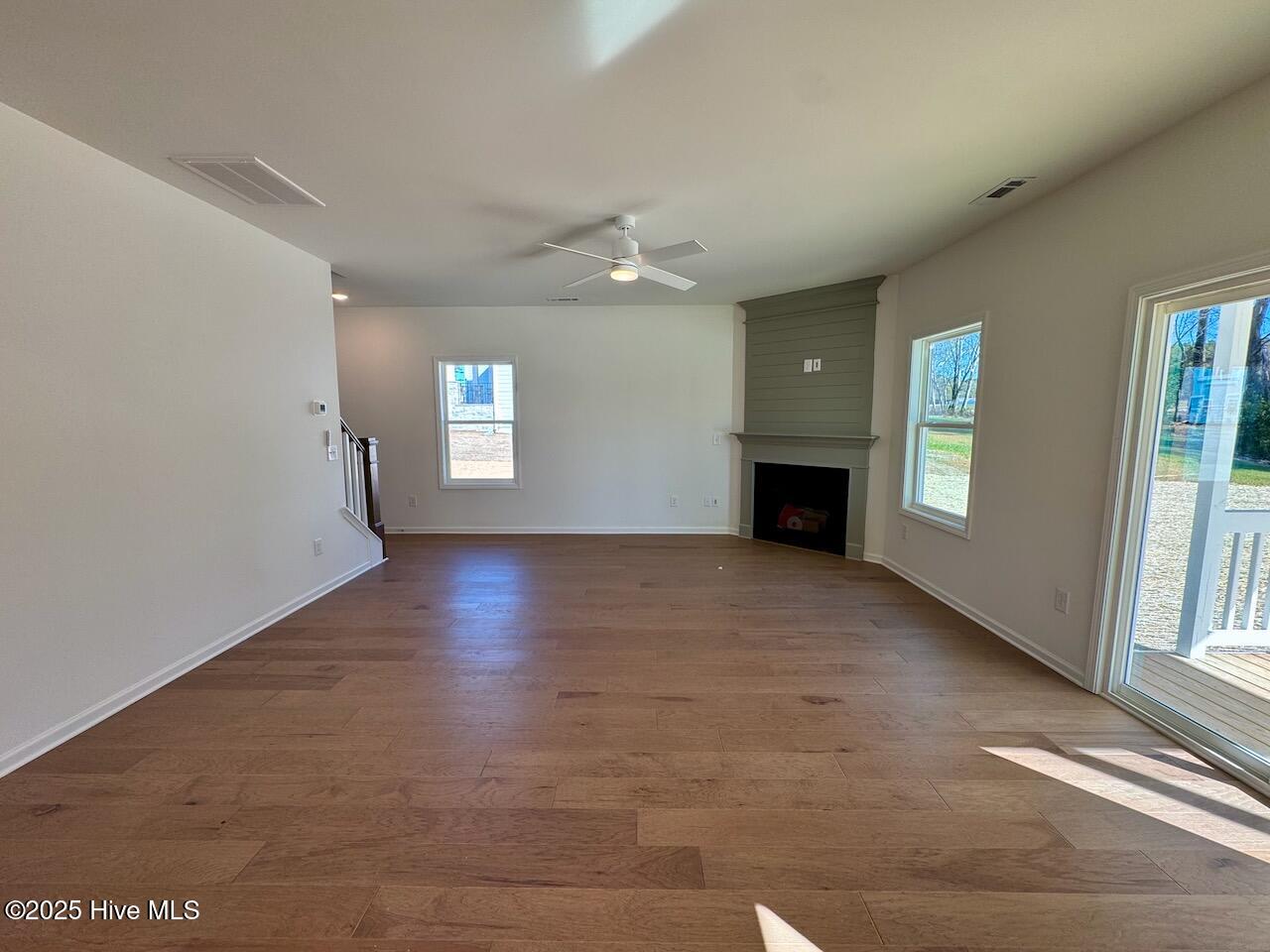 199 Grand Griffon Way Property Photo 22