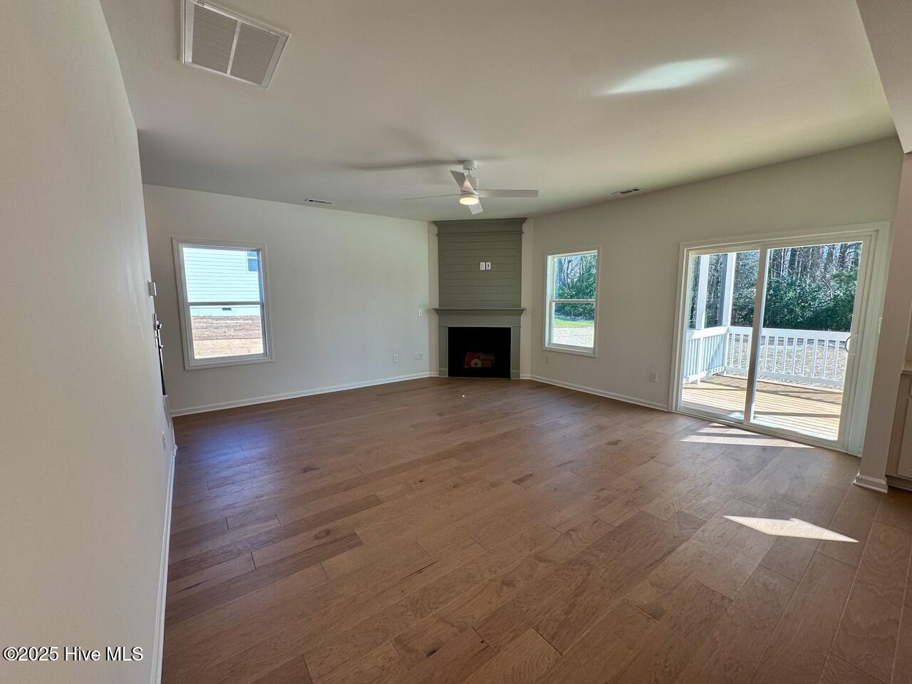 199 Grand Griffon Way Property Photo 23