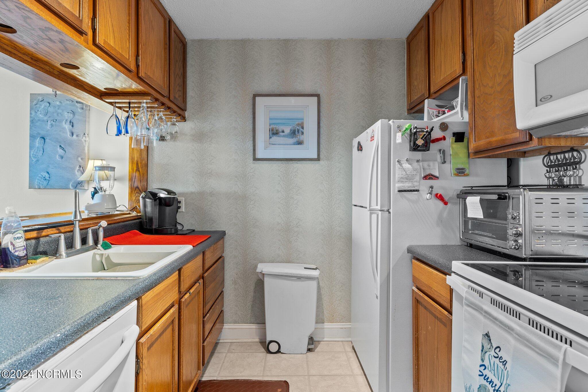 200 Lake Park Boulevard C5 Property Photo 9