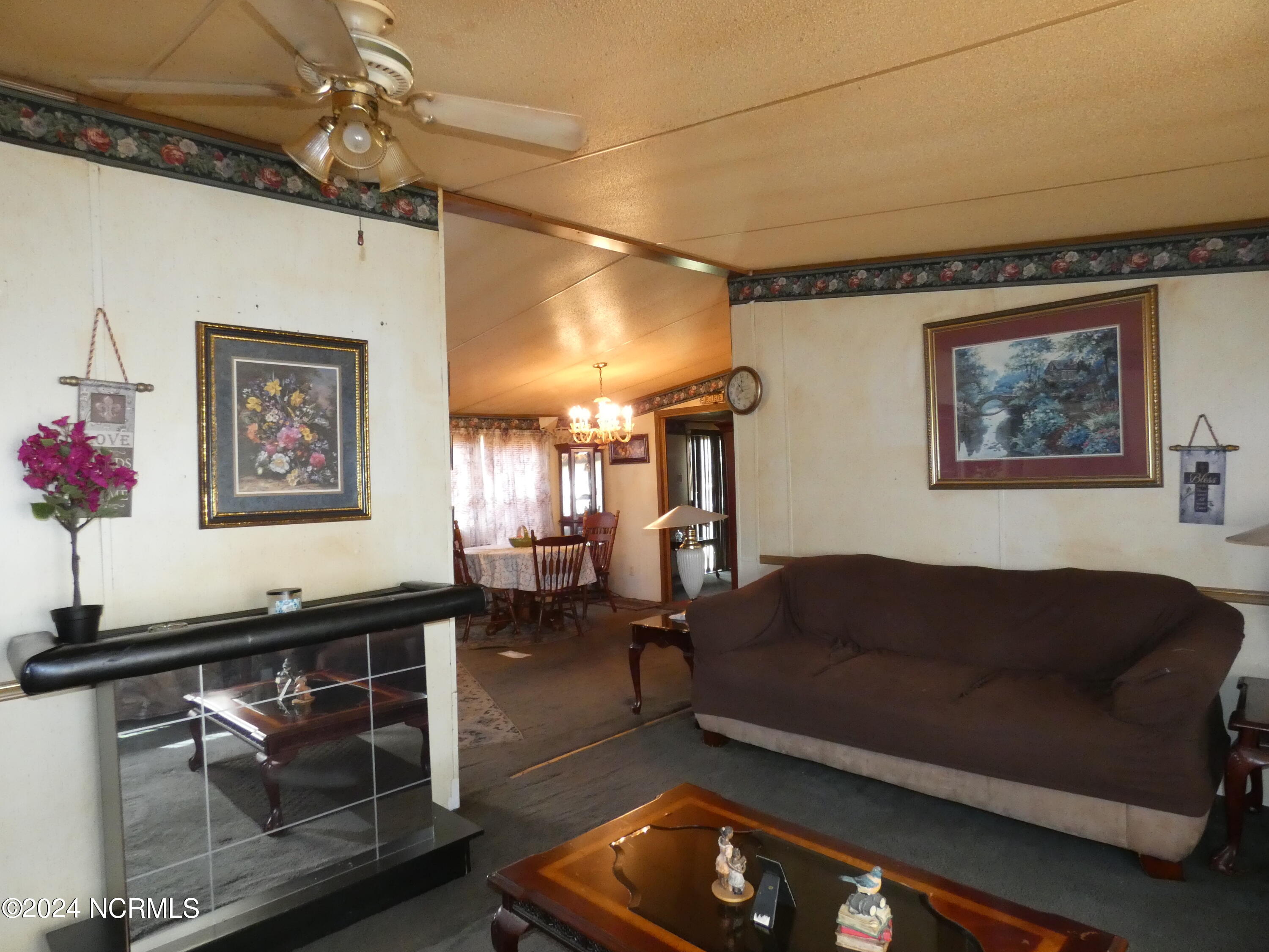 1374 Nc Highway 305 Property Photo 2