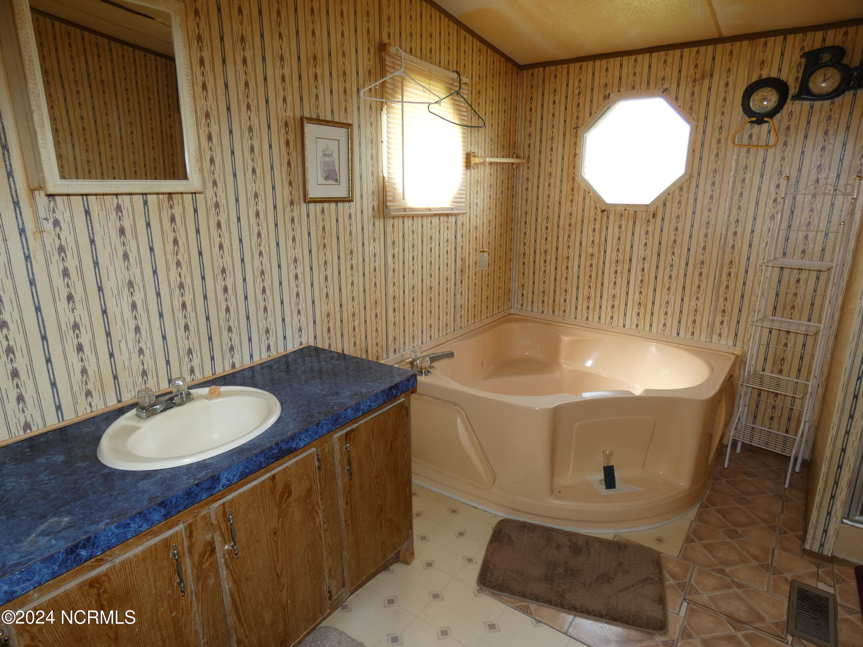 1374 Nc Highway 305 Property Photo 6