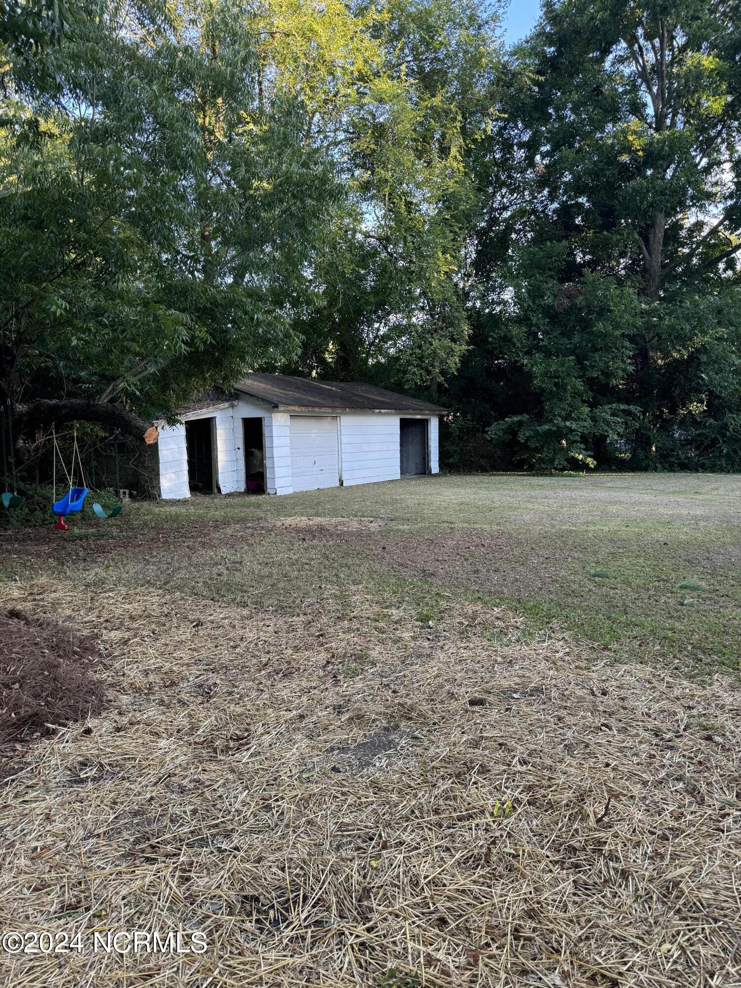 403 Main Street Property Photo 5