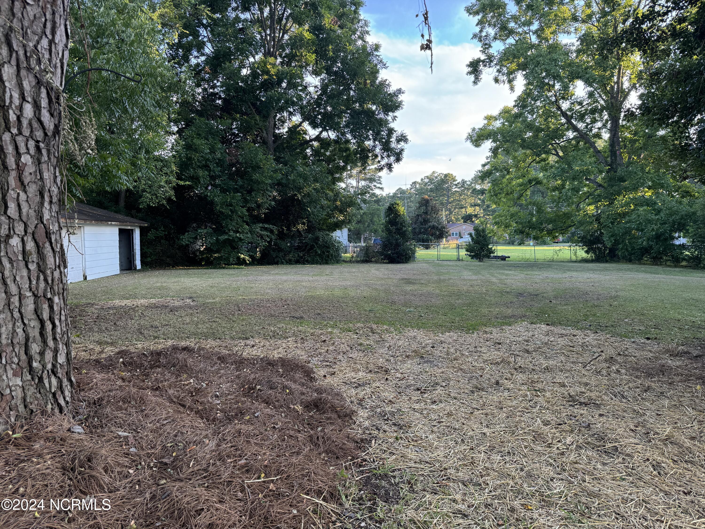 403 Main Street Property Photo 6