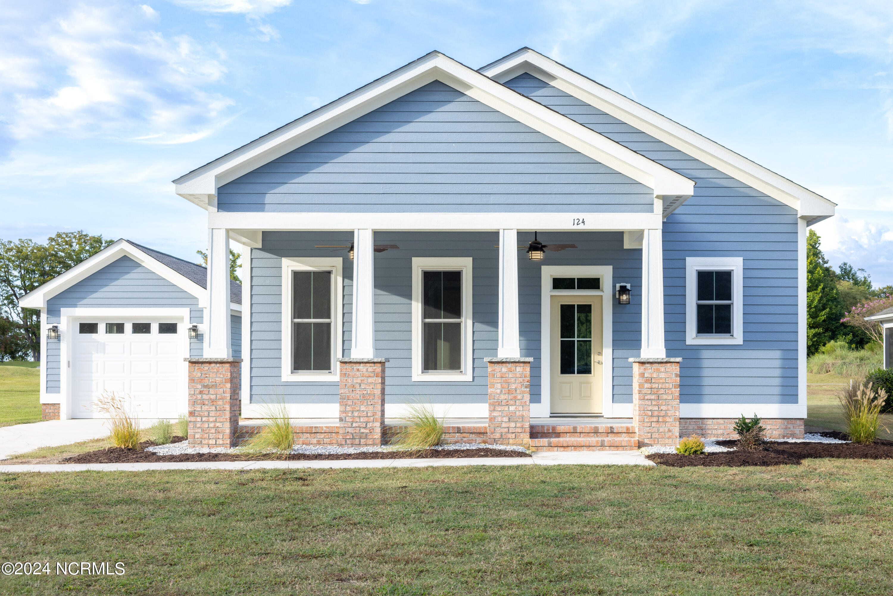 124 Prince Court Property Photo