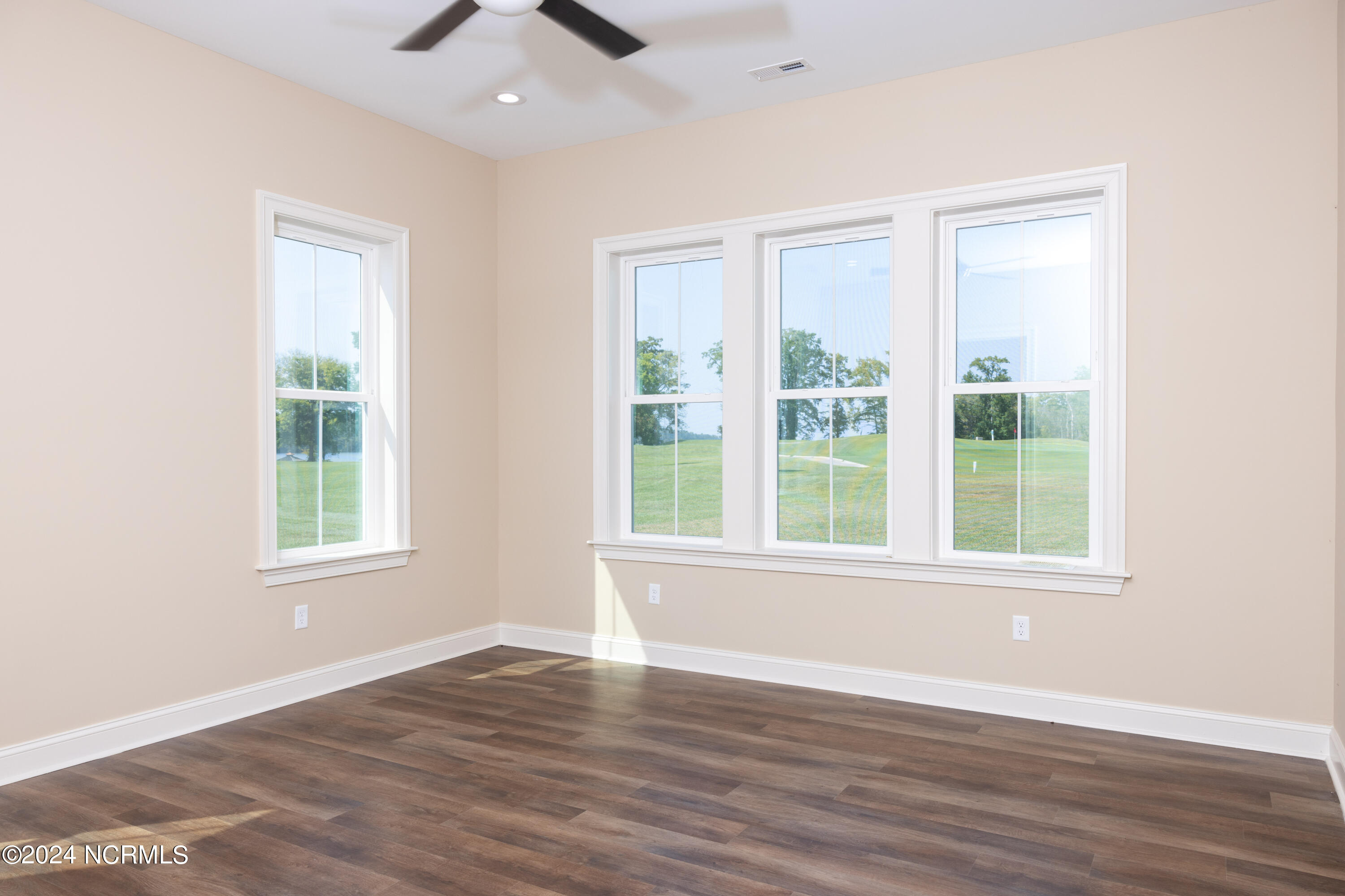 124 Prince Court Property Photo 10