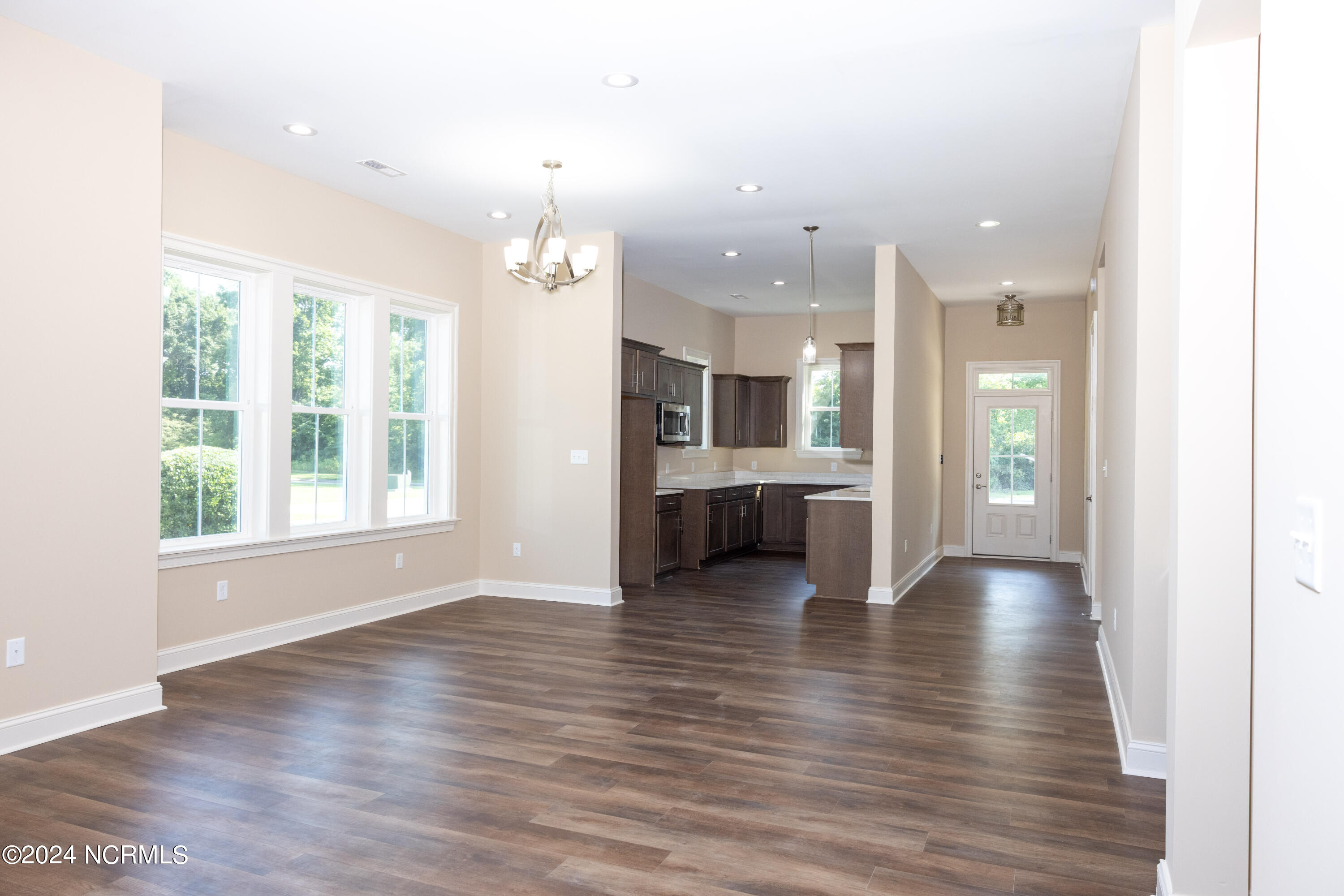 124 Prince Court Property Photo 16