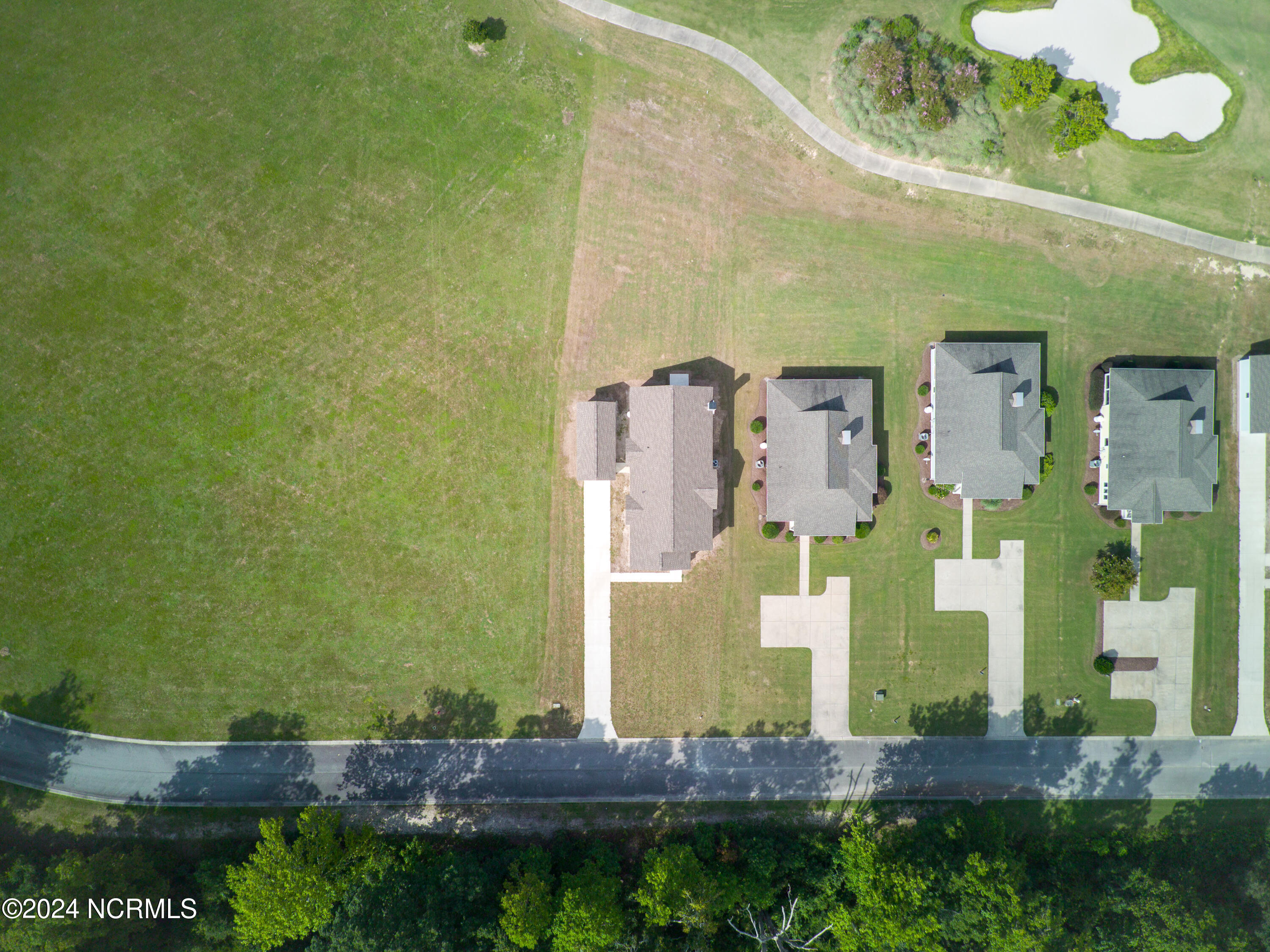 124 Prince Court Property Photo 27