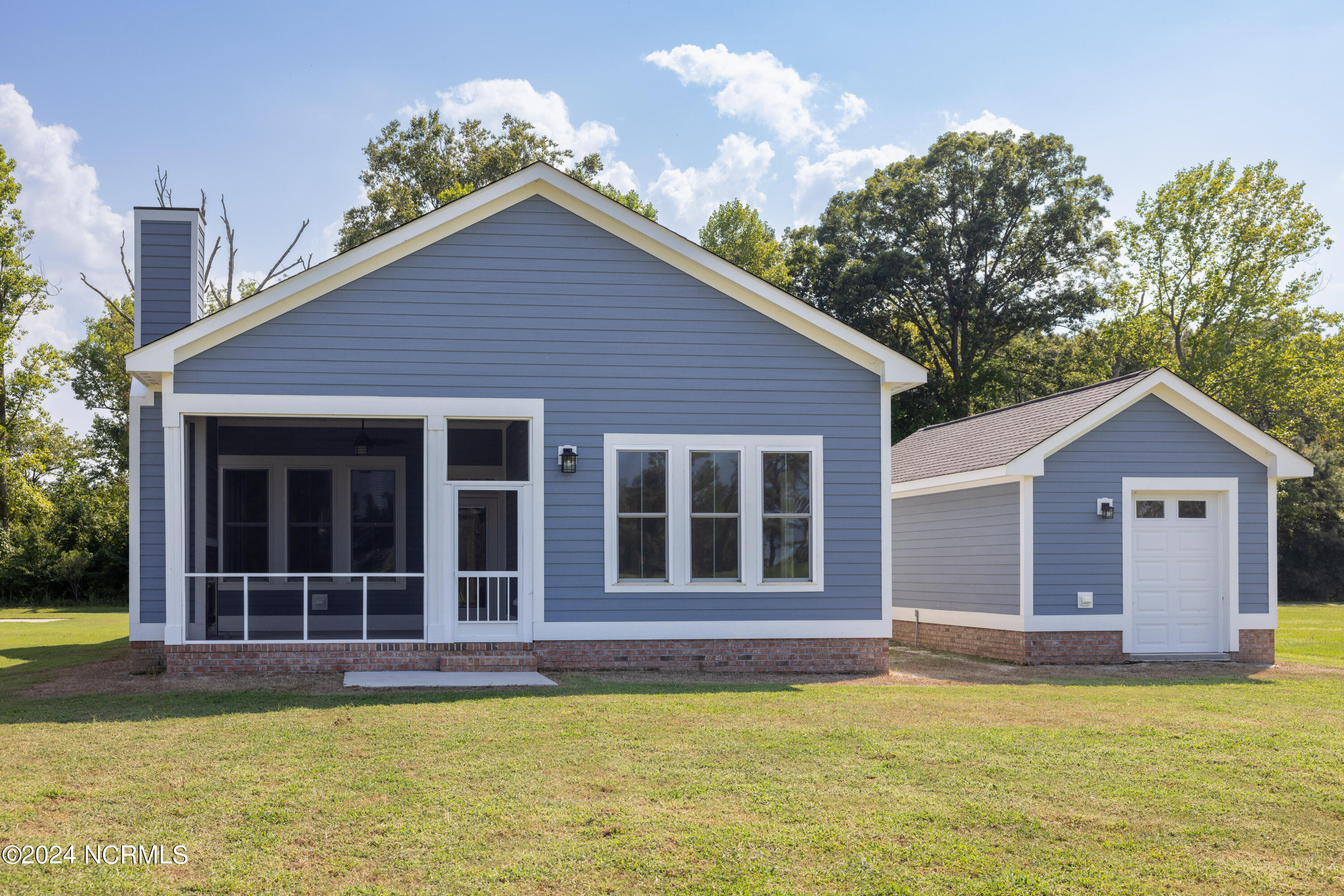 124 Prince Court Property Photo 28