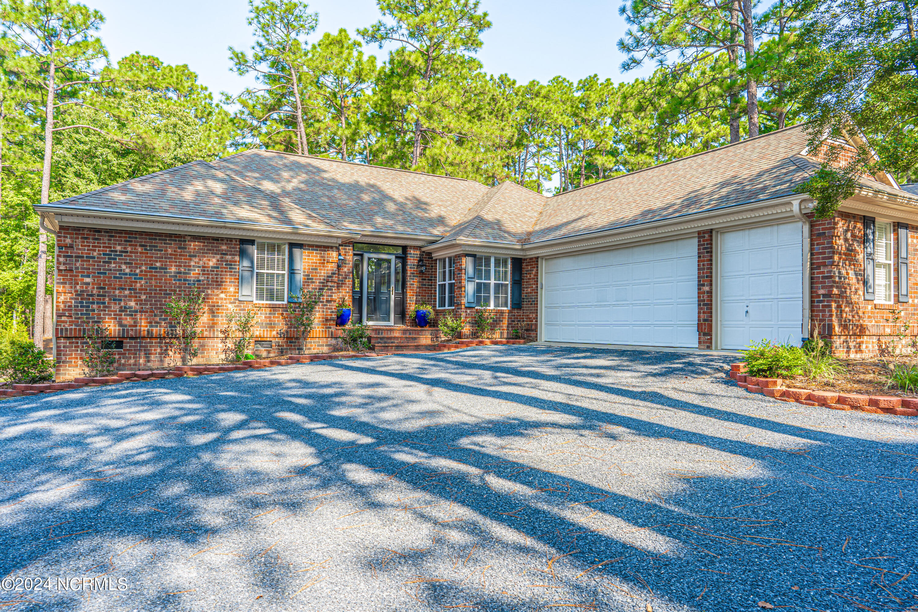 106 Banbridge Drive Property Photo 1