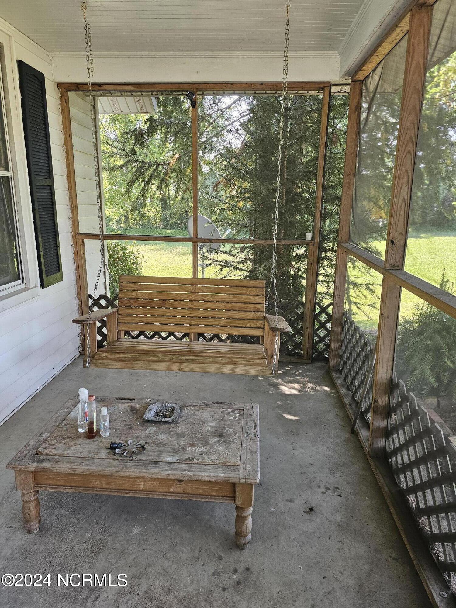 4407 Nc 581 Highway Property Photo 2