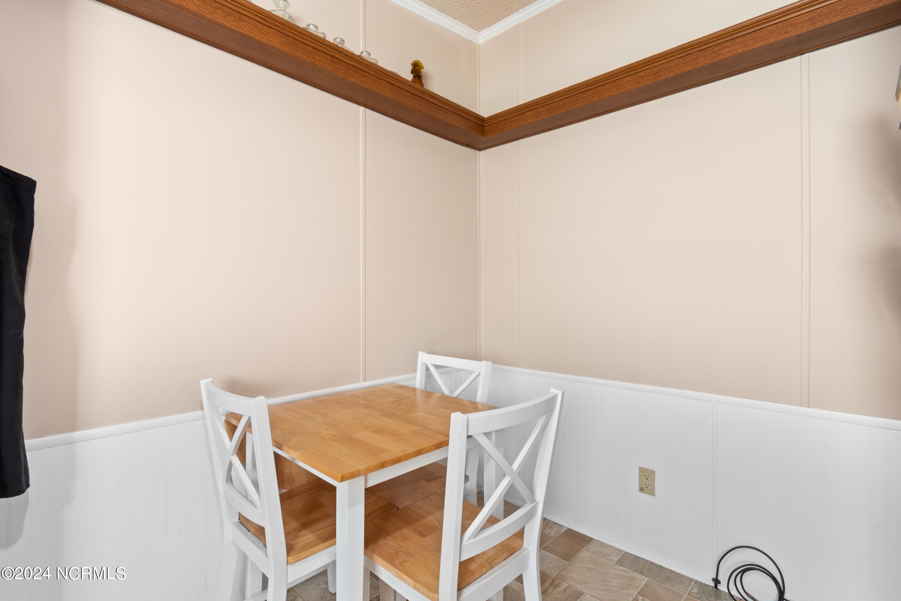 2257 Whippoorwill Street Property Photo 7