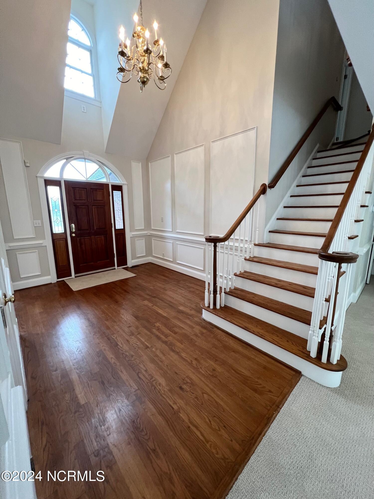 2205 Wolf Trap Circle Property Photo 6