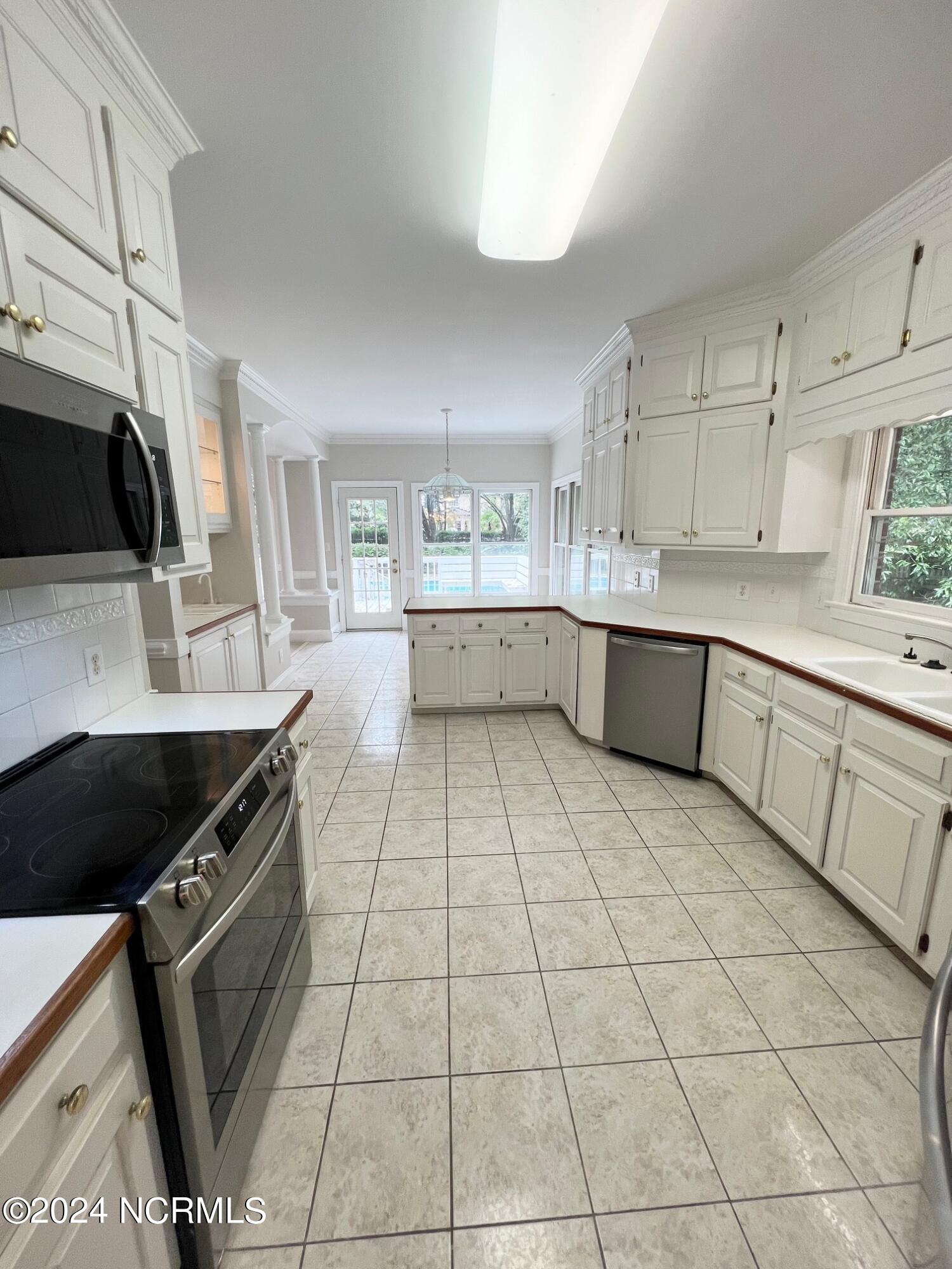 2205 Wolf Trap Circle Property Photo 28