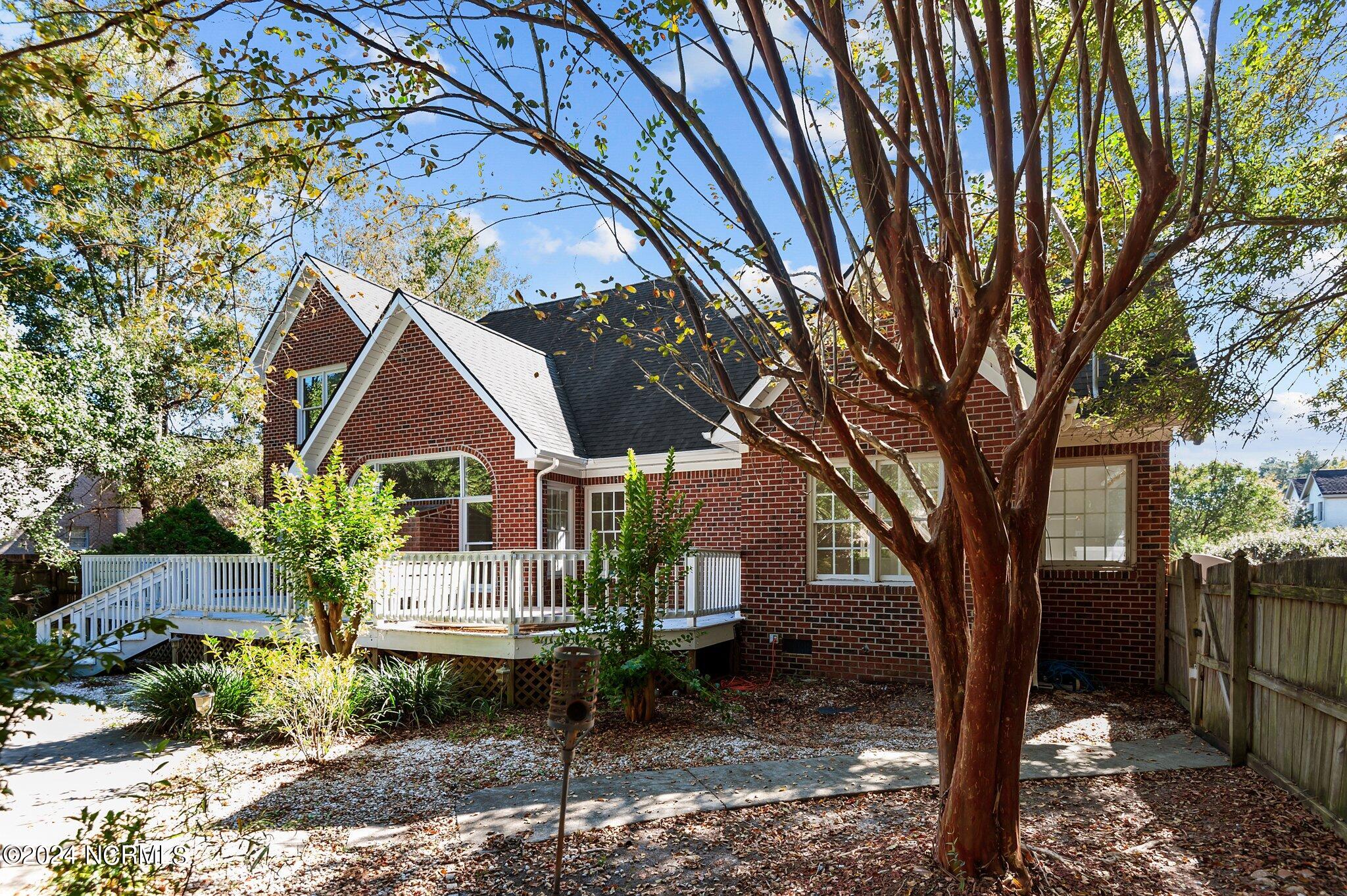 2205 Wolf Trap Circle Property Photo 58