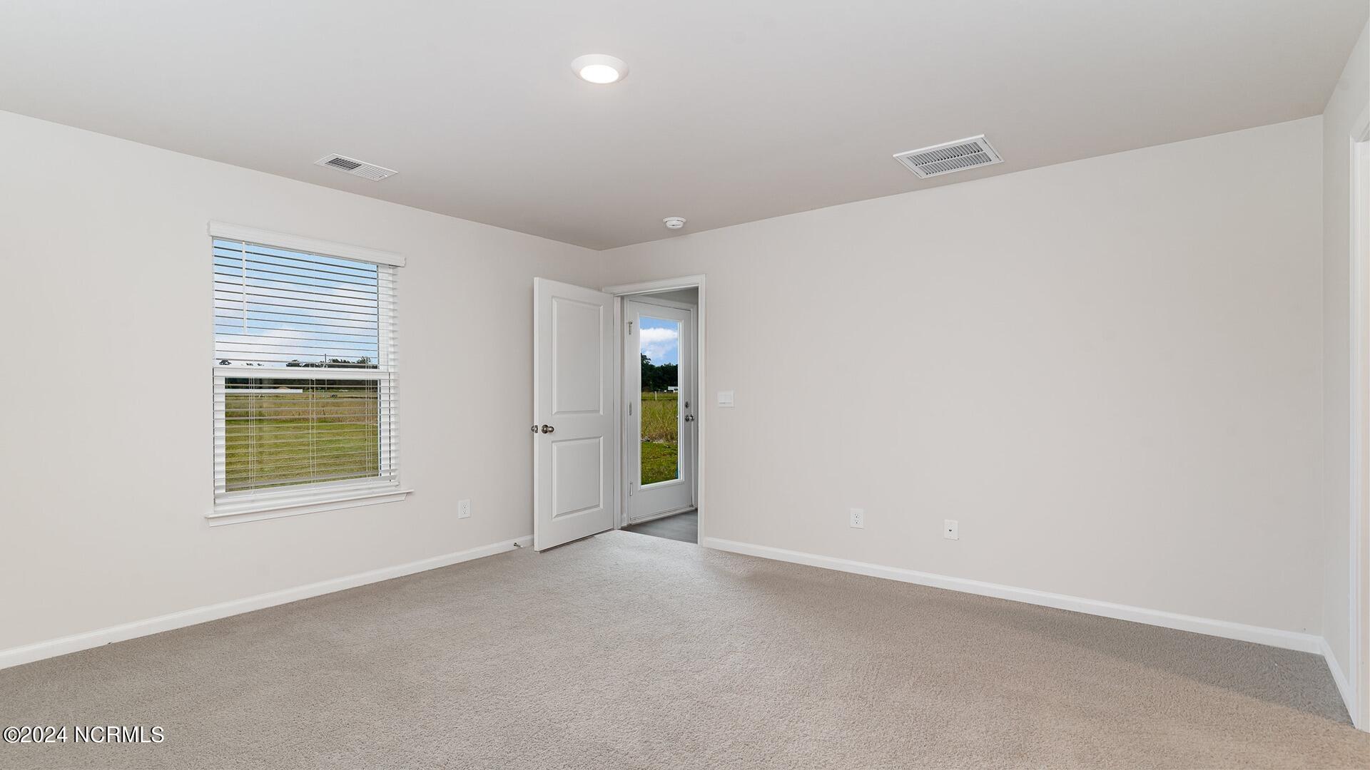 4586 East Coast Lane Property Photo 13