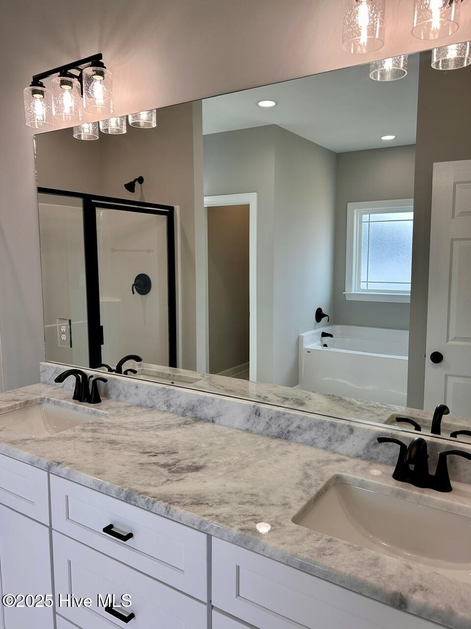 5116 Nc-111 Property Photo 10