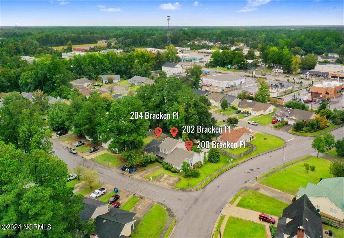 200 Bracken Place Property Photo 1