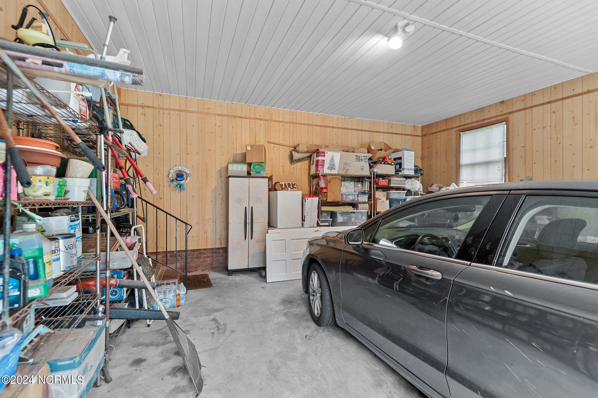 309 Windsor Road Property Photo 12