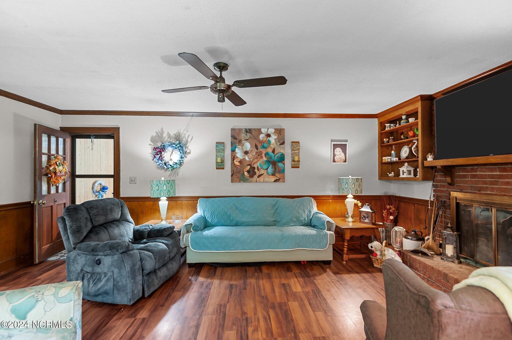309 Windsor Road Property Photo 16