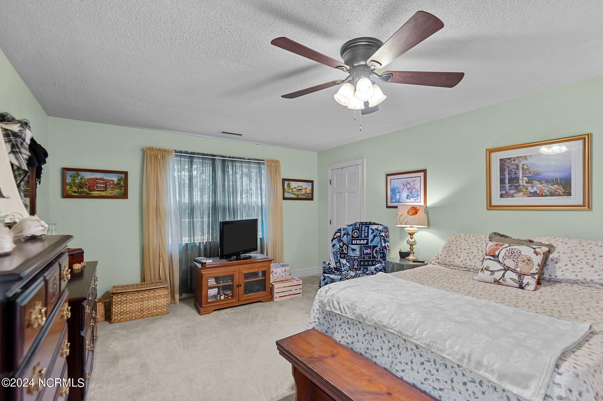 309 Windsor Road Property Photo 21