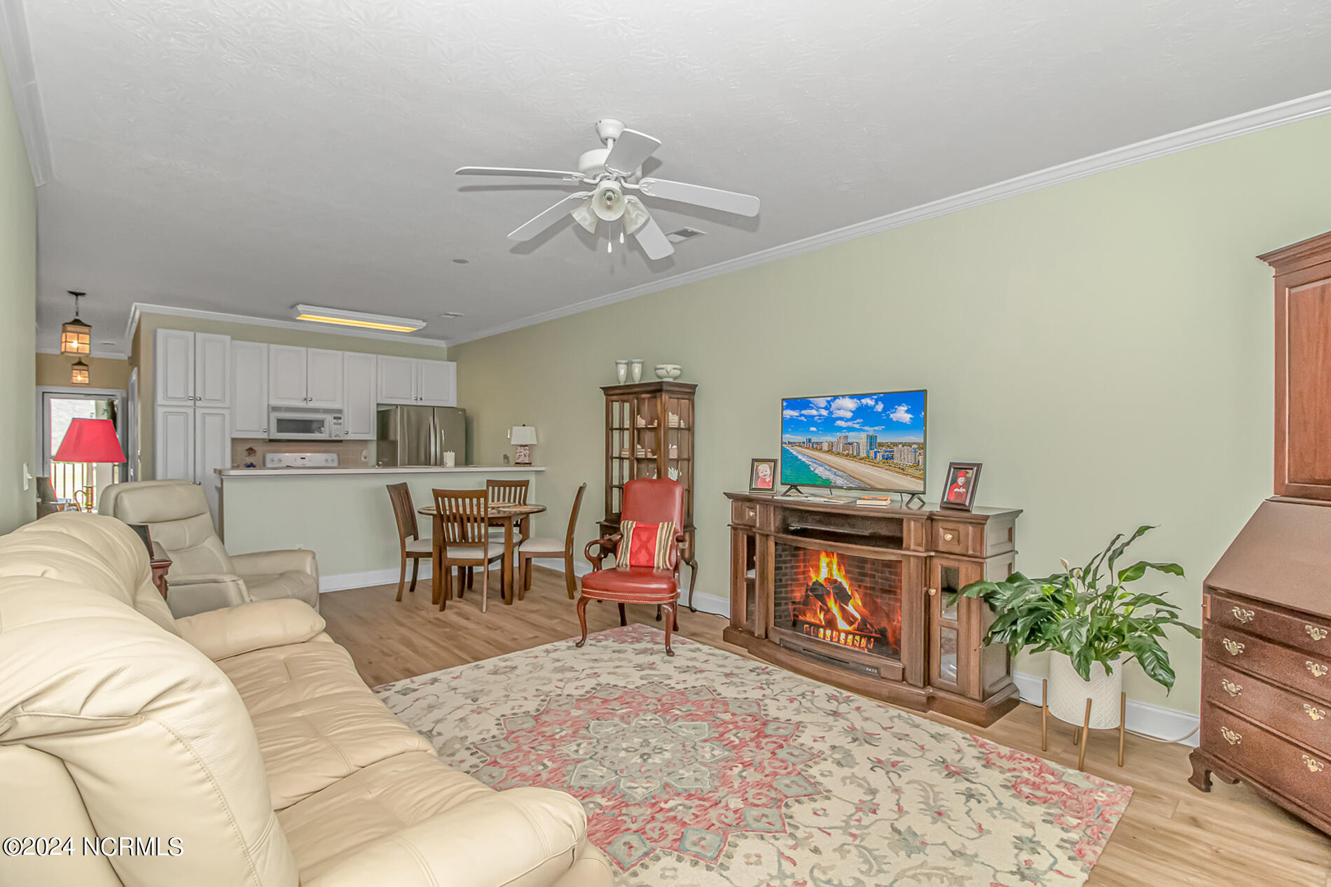 4516 N Plantation Harbour Drive H-12 Property Photo 9