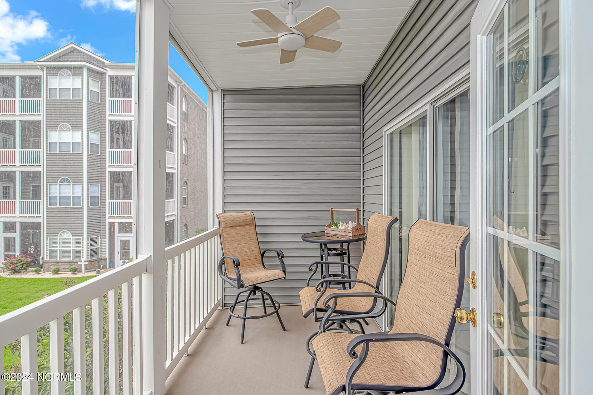4516 N Plantation Harbour Drive H-12 Property Photo 22