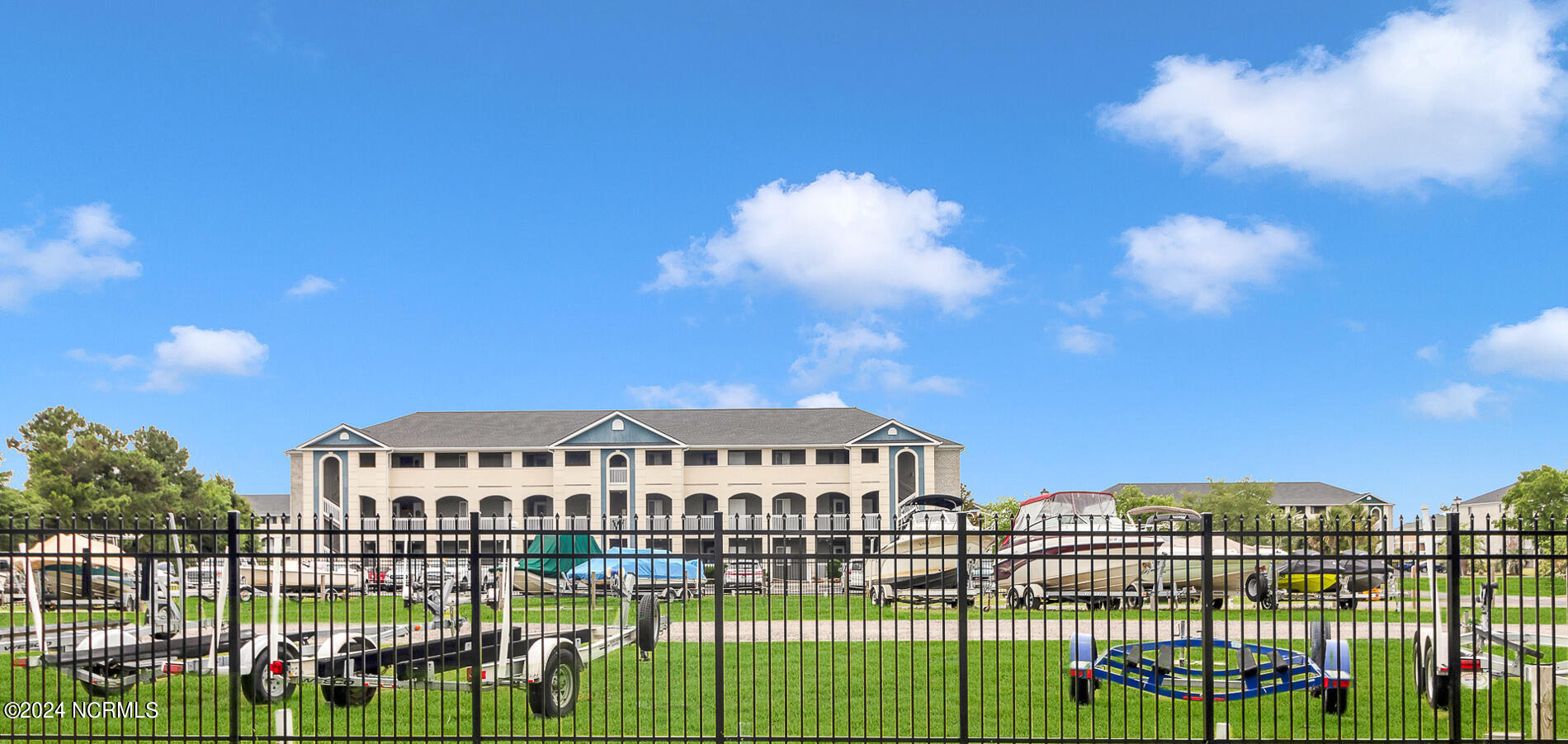 4516 N Plantation Harbour Drive H-12 Property Photo 28