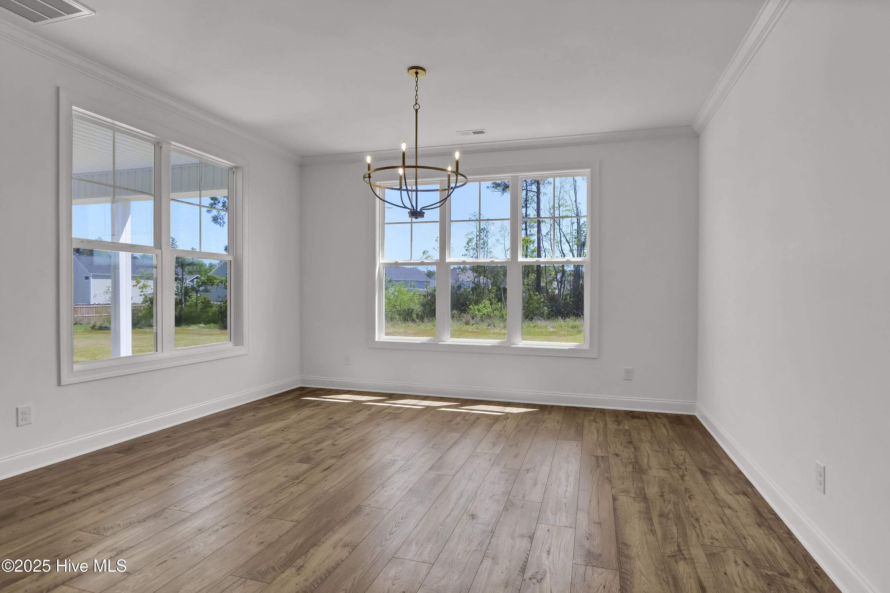 2723 Longleaf Pine Circle Property Photo 10