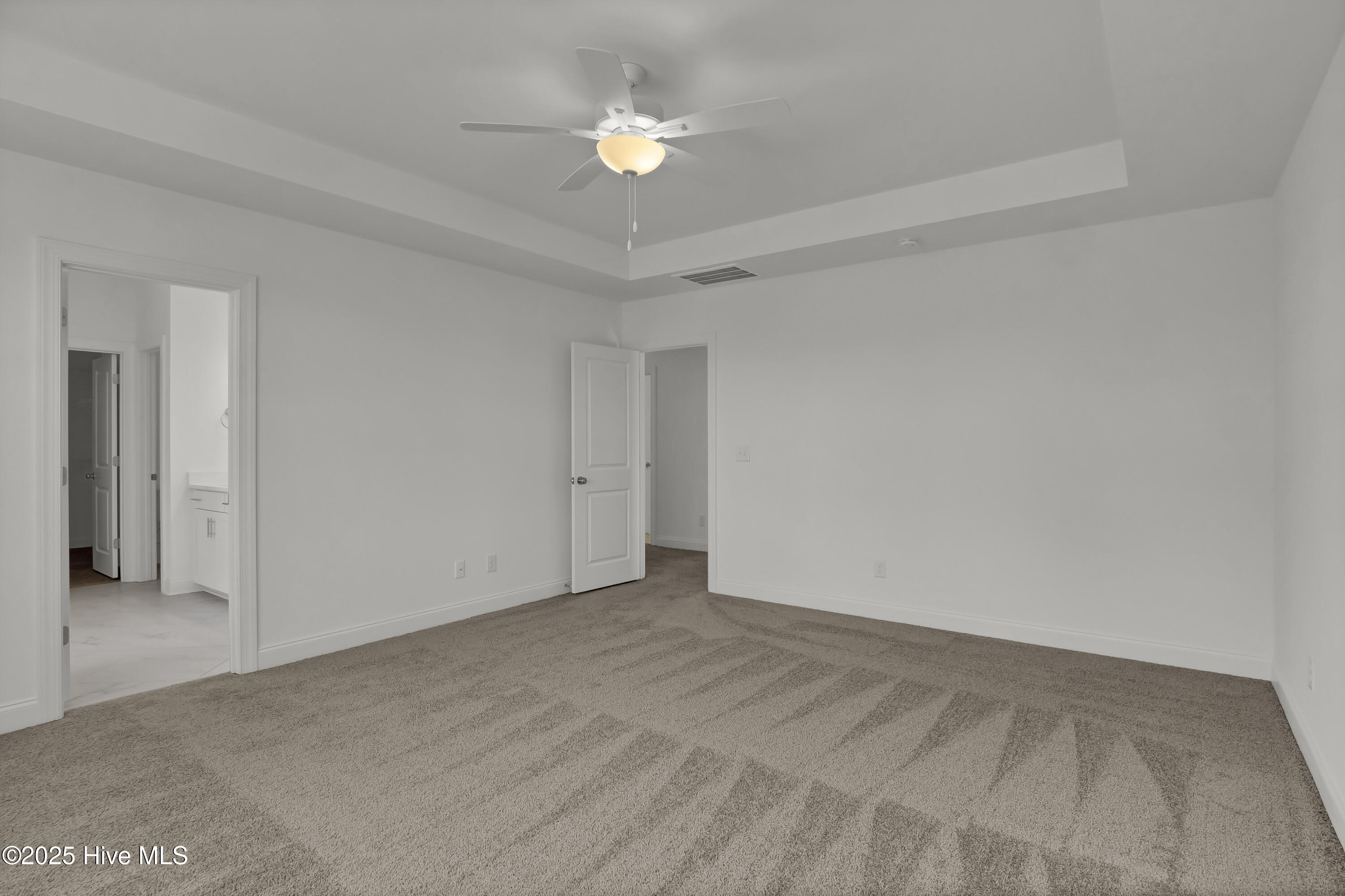 2723 Longleaf Pine Circle Property Photo 17