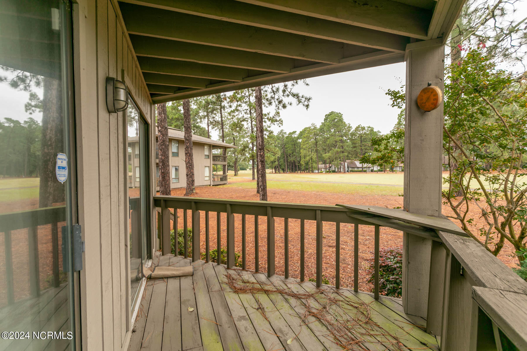 213 Foxkroft Drive Property Photo 19