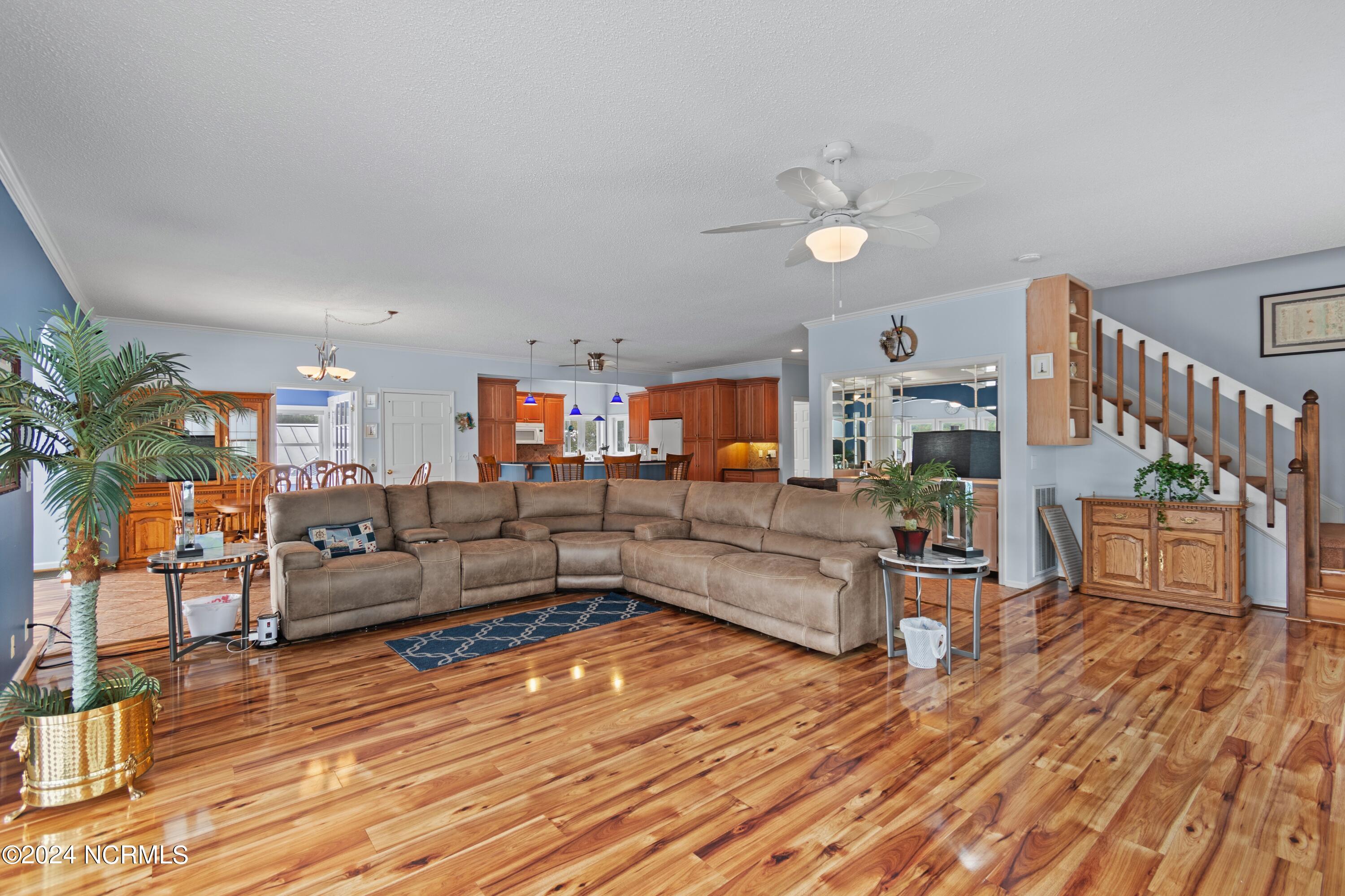404 W Yacht Drive Property Photo 10