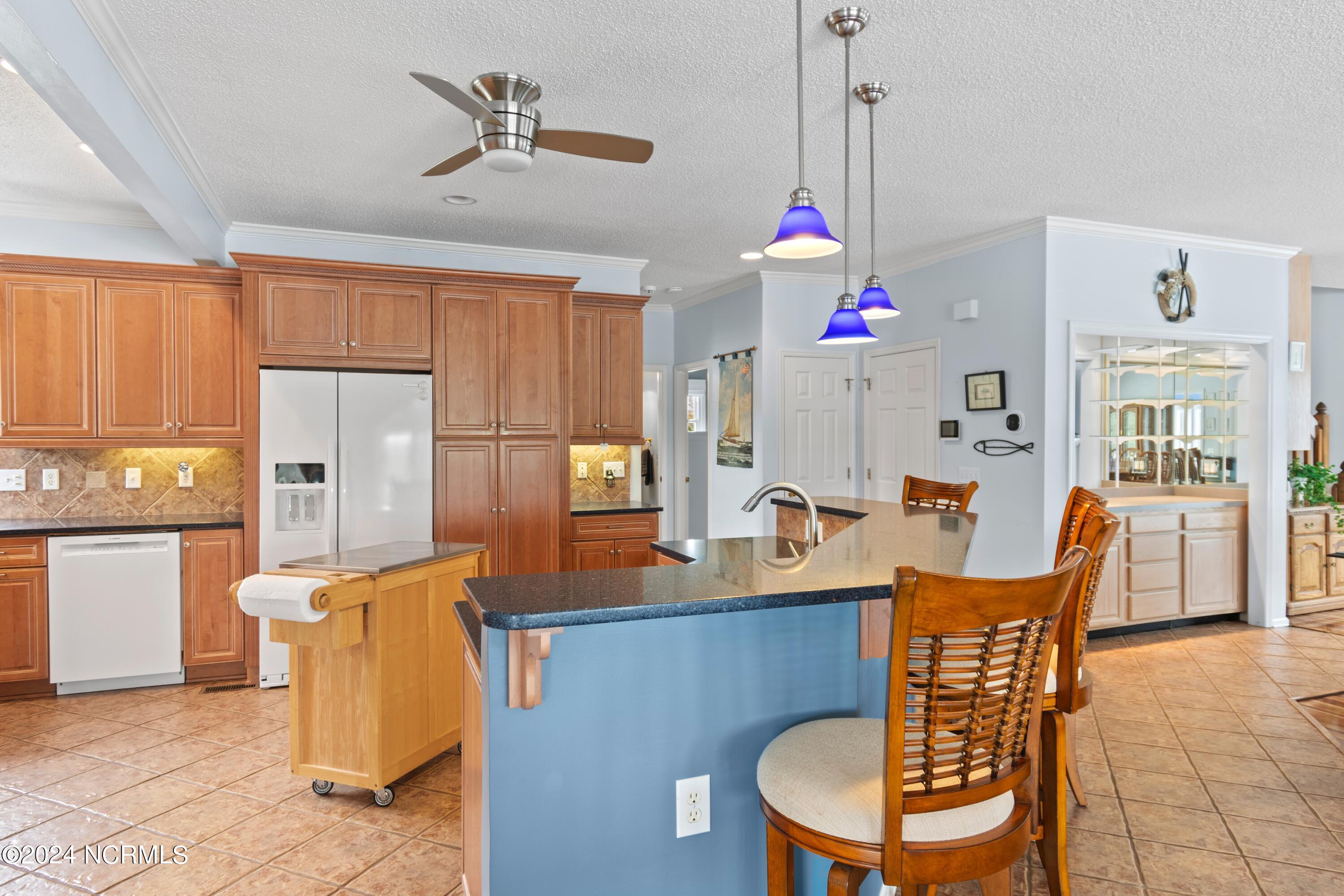 404 W Yacht Drive Property Photo 17